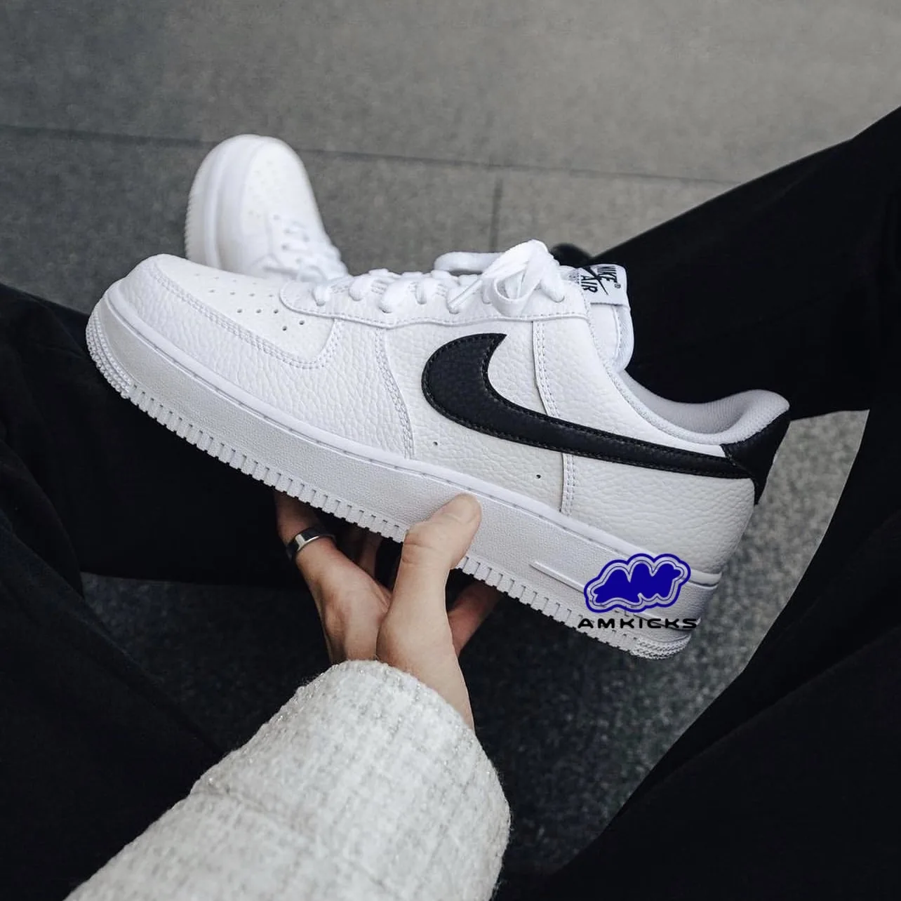 Nike Air Force 1 Low '07 "White Black Pebbled Leather"