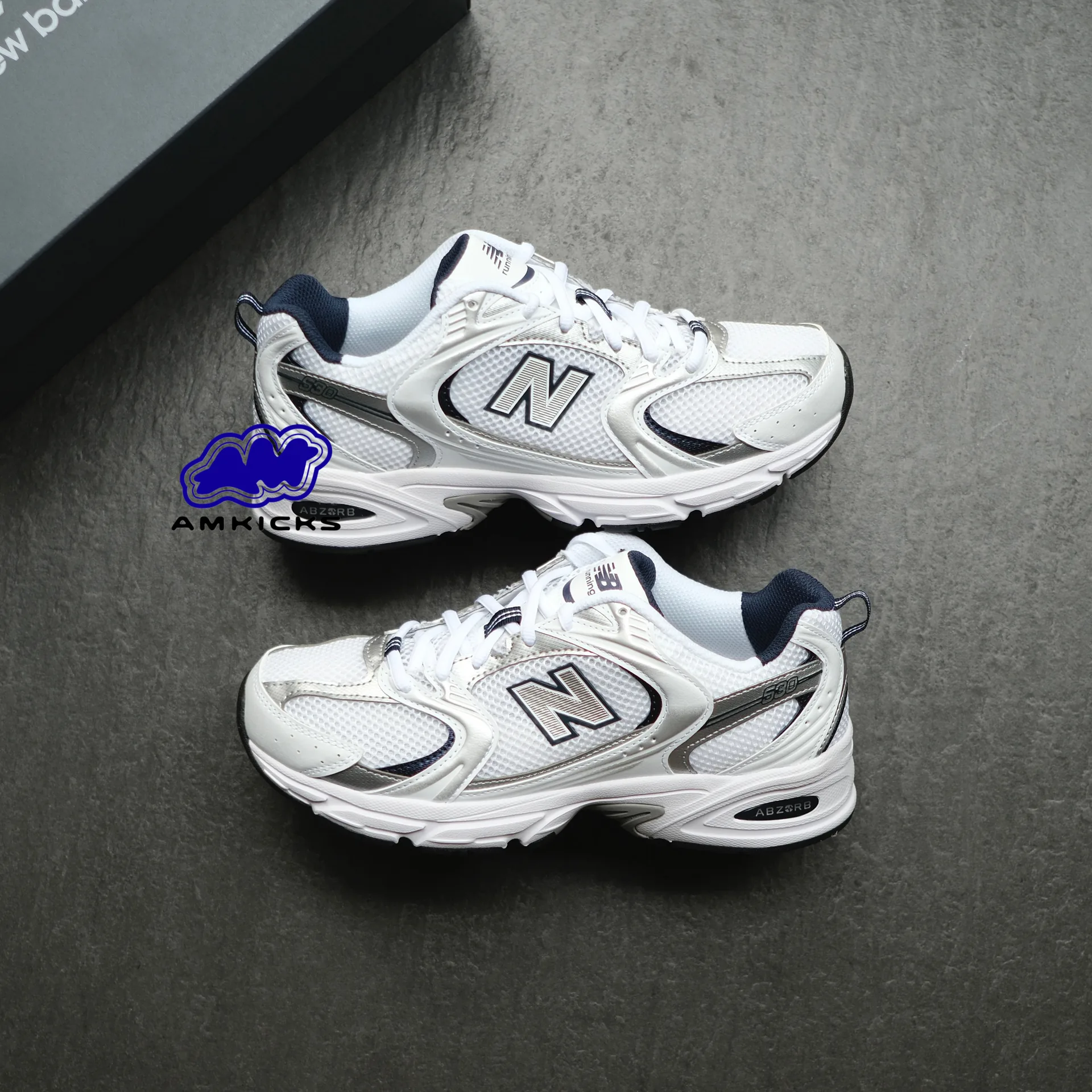 New Balance 530 "White Silver Navy"