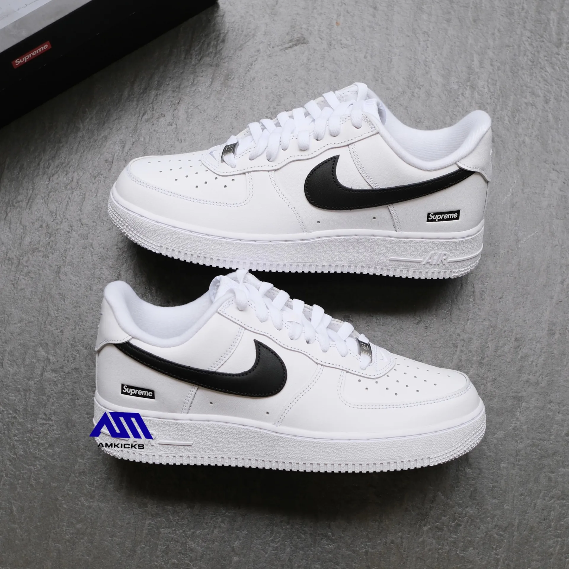 Air Force 1 Low "Supreme White Black"