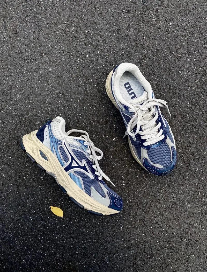 Mizuno Racer S "Navy Denim"