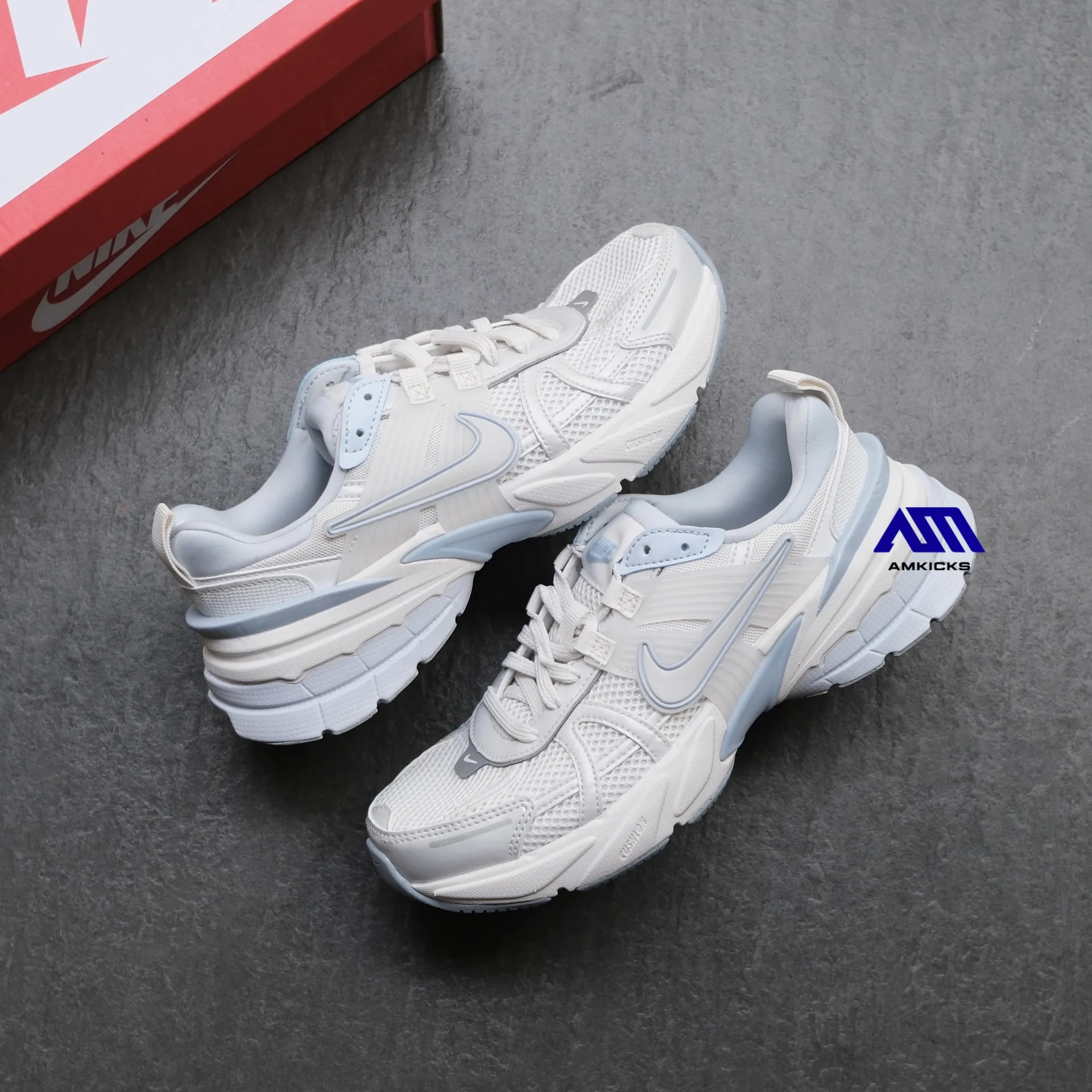 Nike V2K Run "Platinum Tint Summit White Light Smoke Grey"