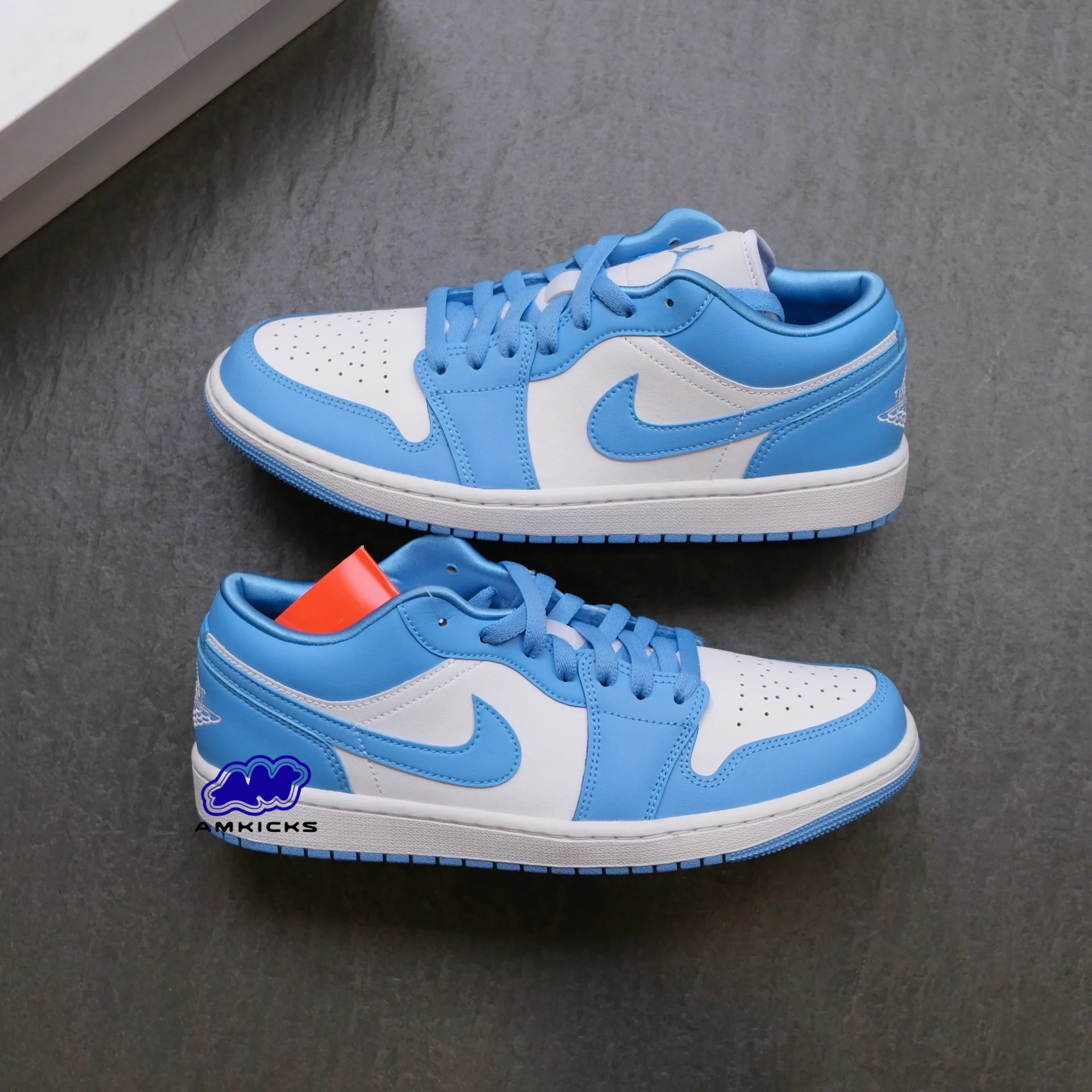 Jordan 1 Low UNC