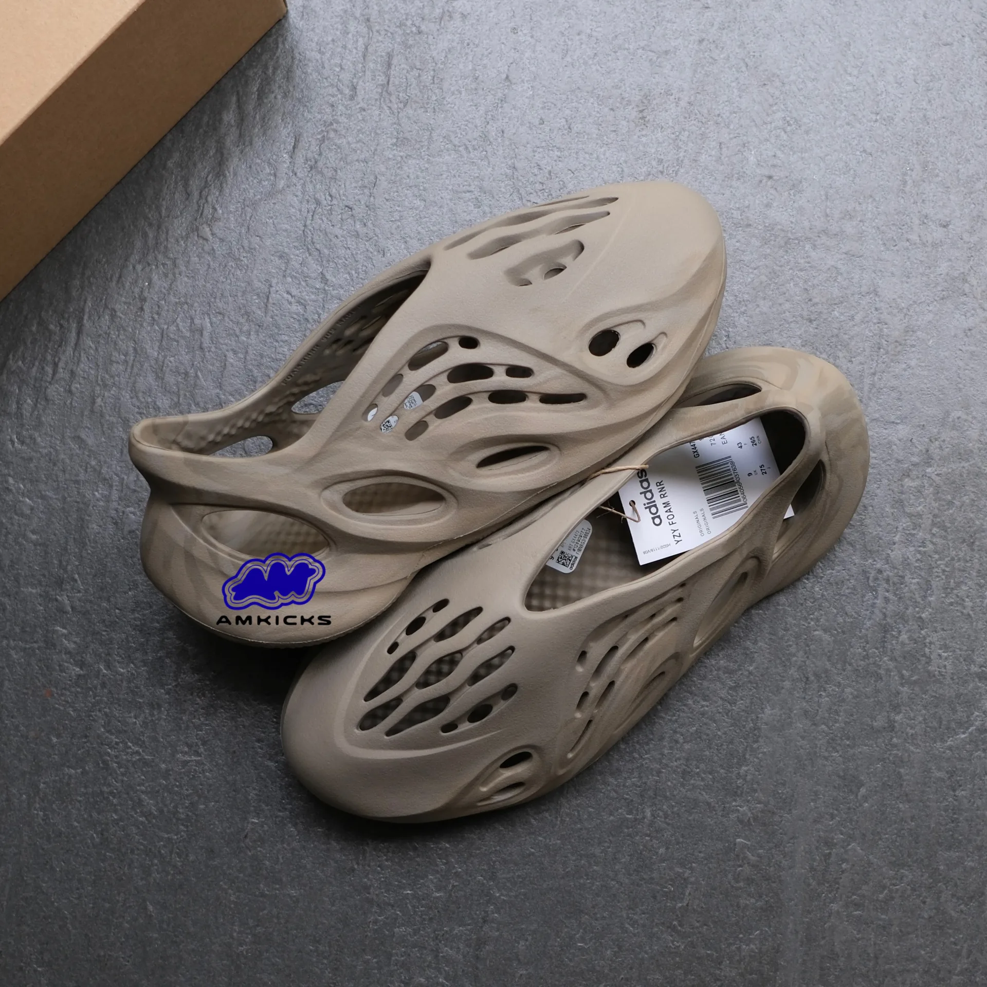 adidas Yeezy Foam RNNR "Stone Sage"