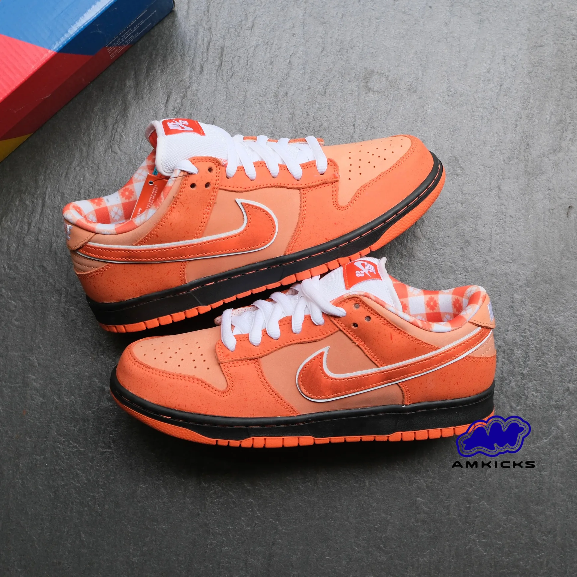 Nike SB Dunk Low "Concepts Orange Lobster"
