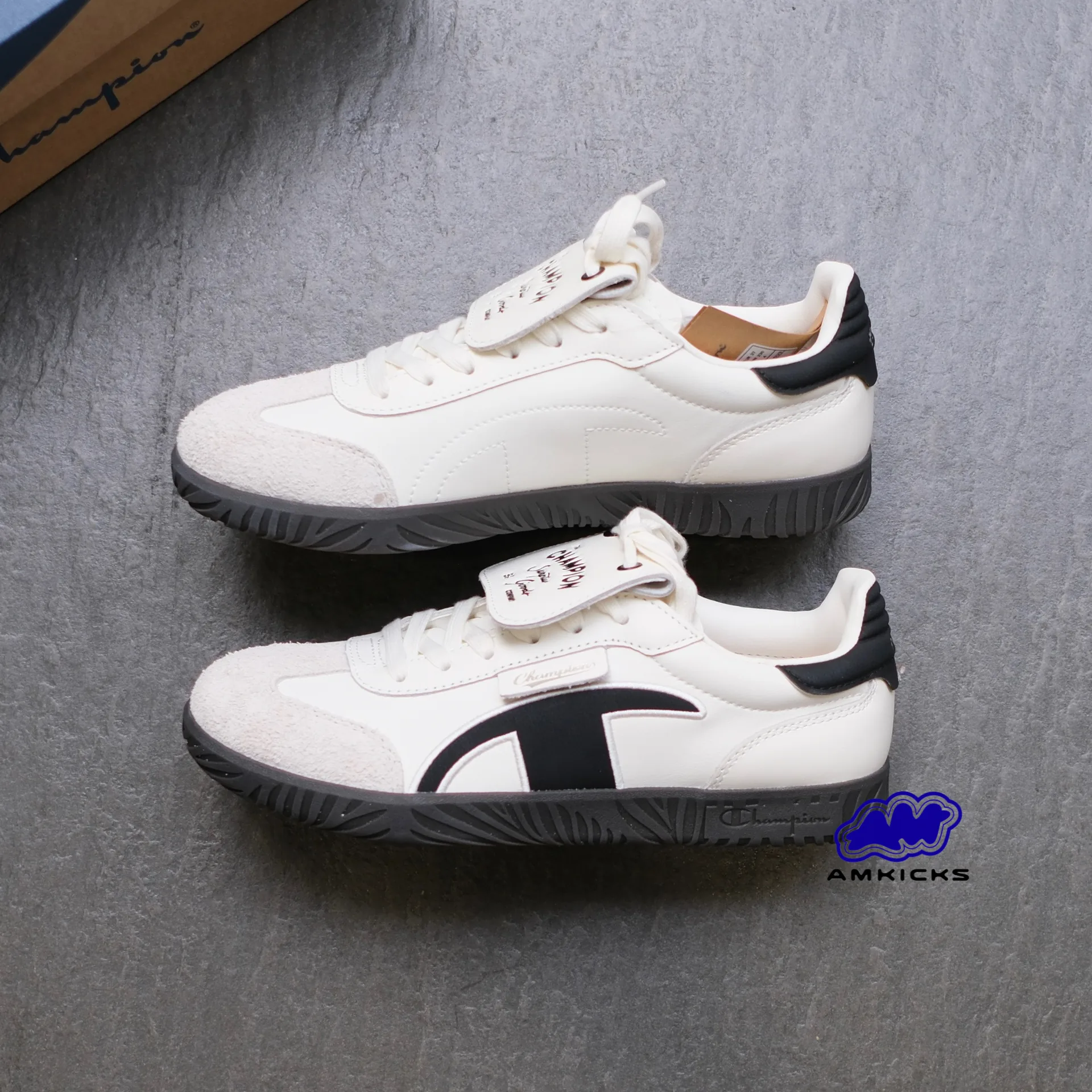 Champion Essentials Champ T-Trainer Cream Black