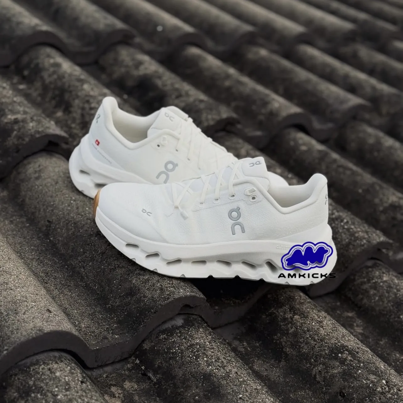 On Running Cloudtilt "White Ivory"