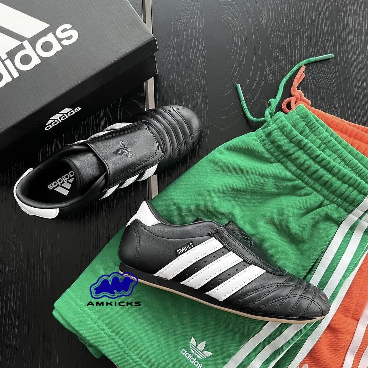 adidas Taekwondo "Core Black Cloud White Gum"