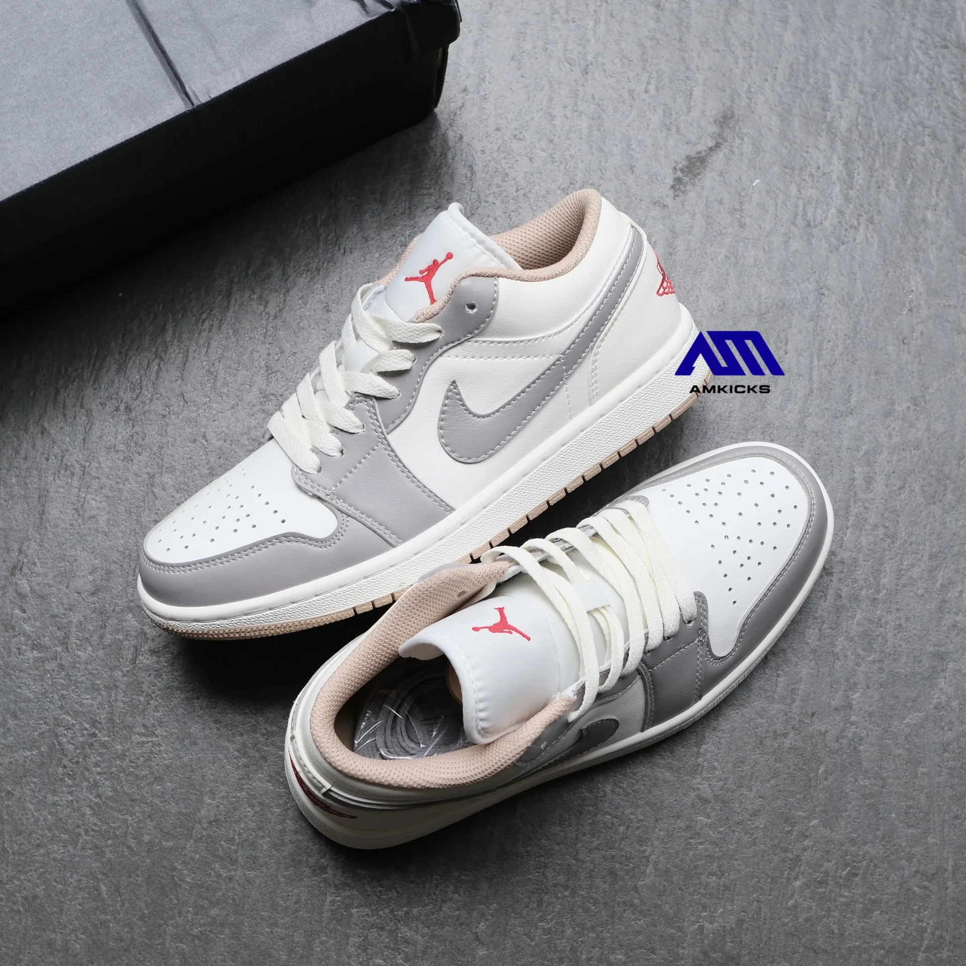 Jordan 1 Low "Sail Fire Red College Grey"
