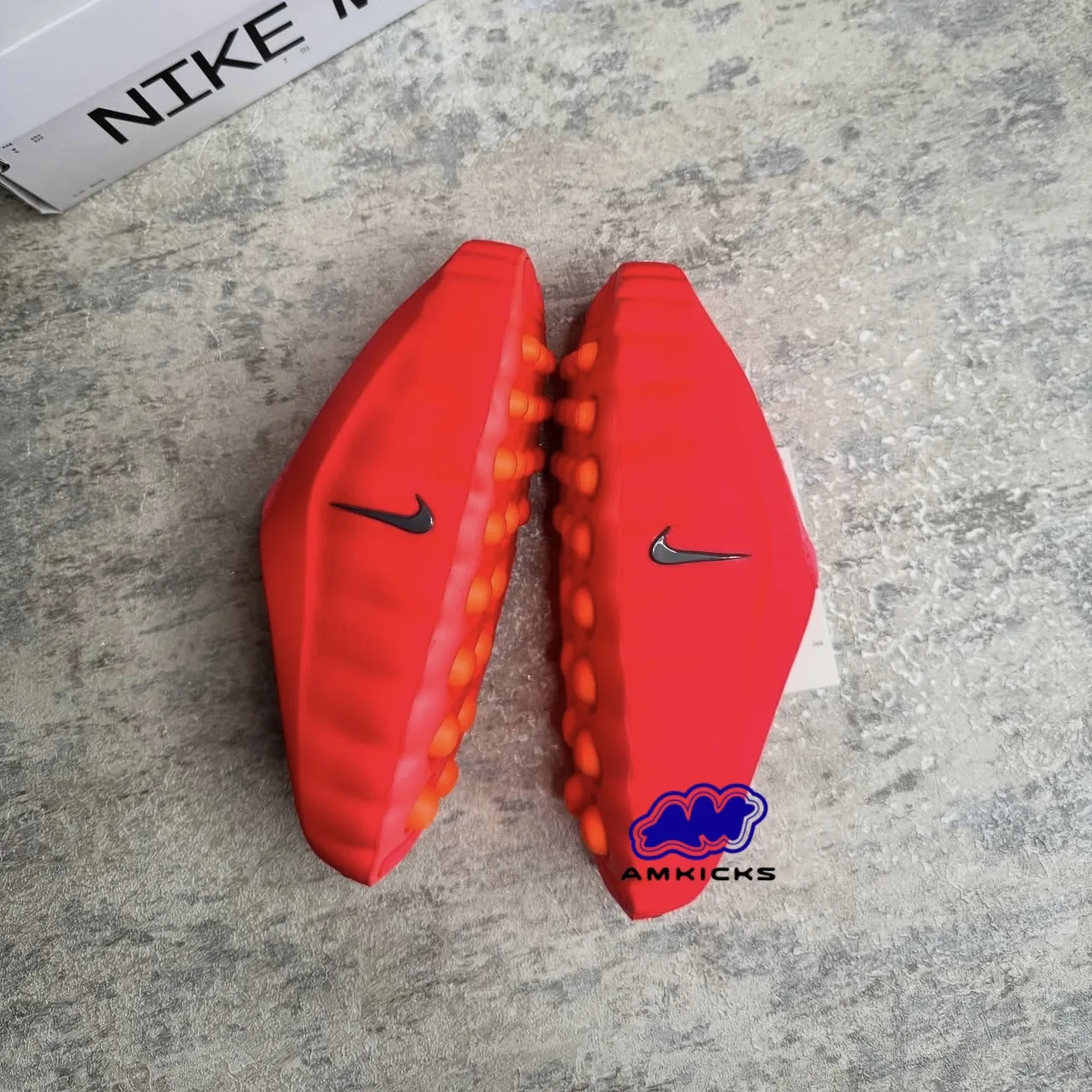 Nike Mind 001 Slide "Solar Red"
