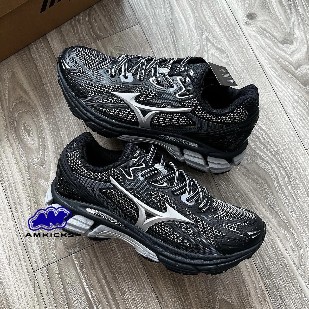 Mizuno Halo Mix "Black Silver"