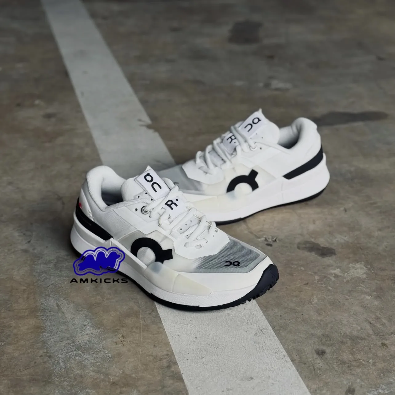 On The Roger Pro 2 "Clay White Black"