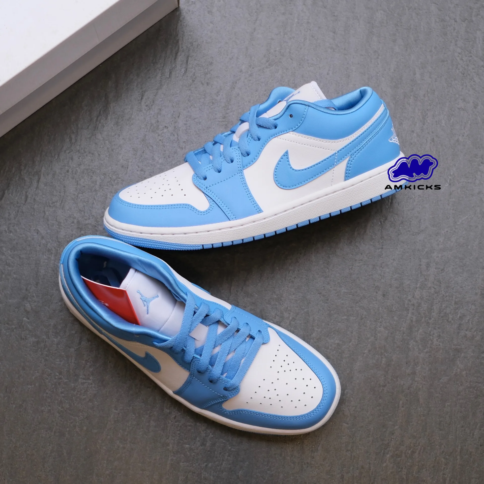 Jordan 1 Low UNC