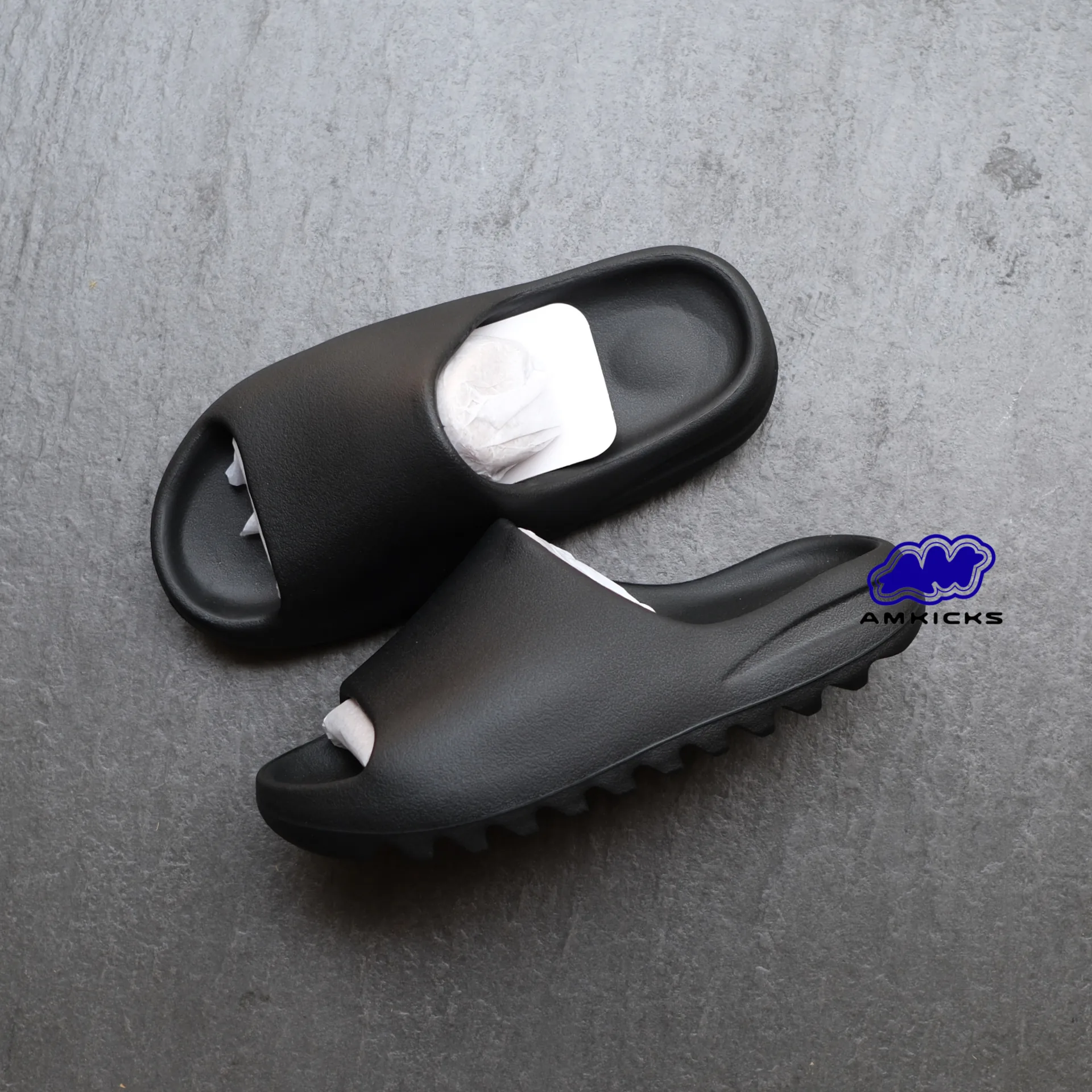Yeezy Slide YZY YS-01 Black