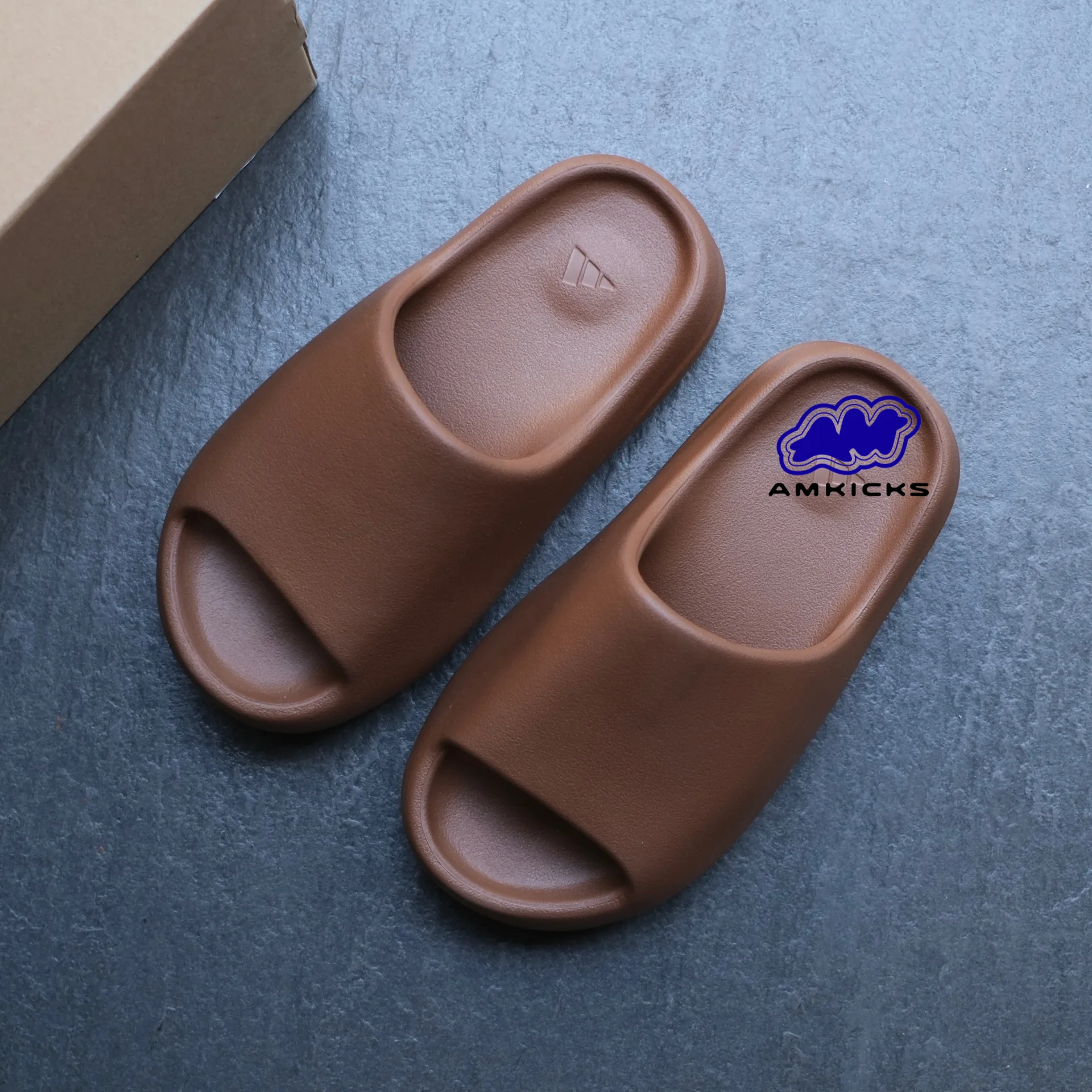 adidas Yeezy Slide "Flax"