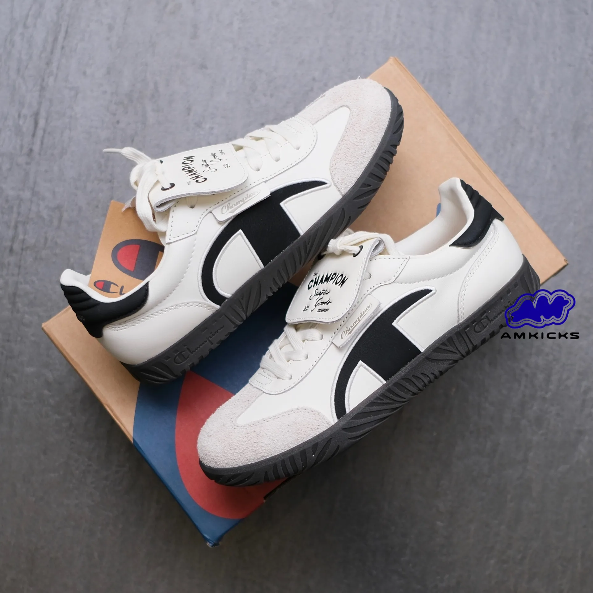 Champion Essentials Champ T-Trainer Cream Black