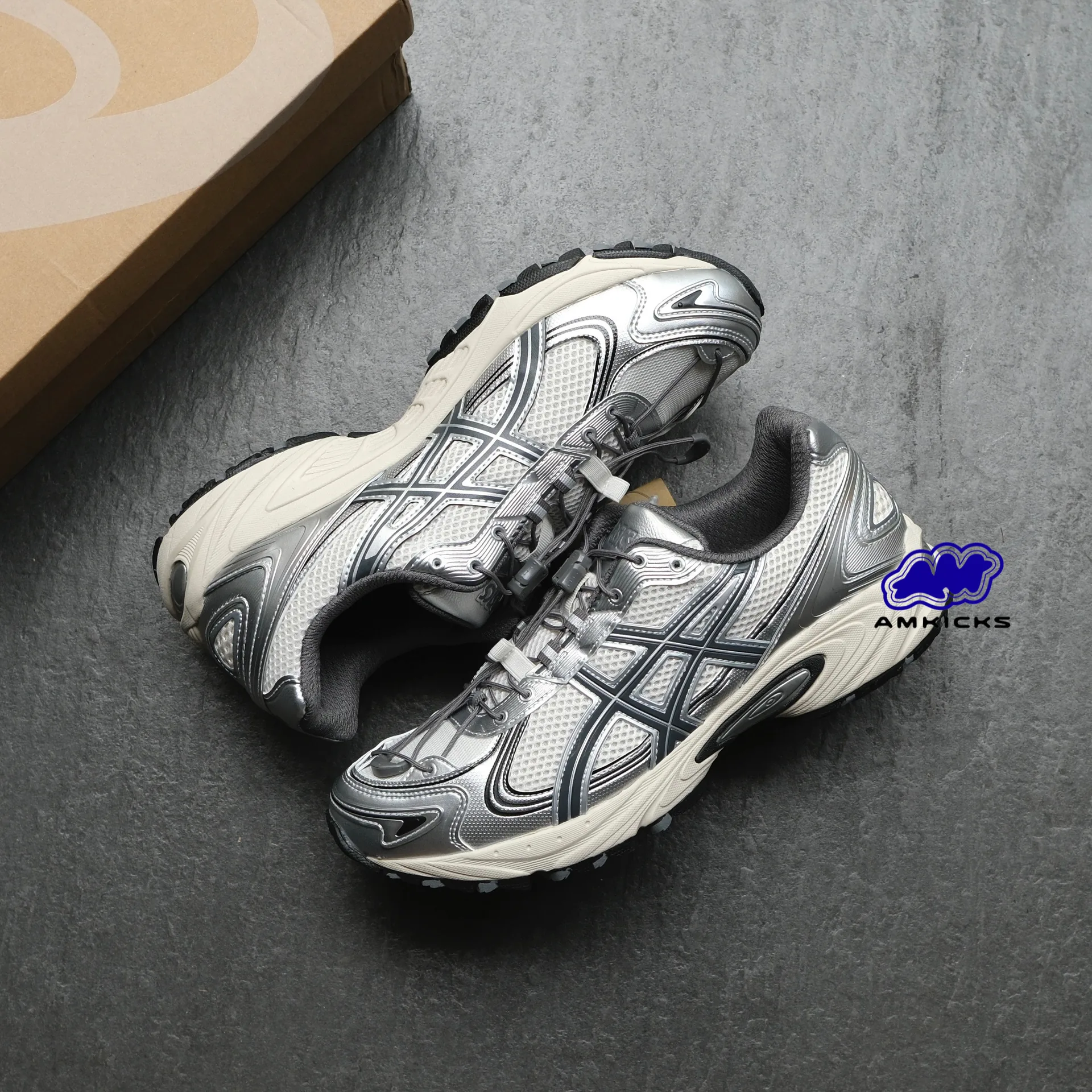 ASICS Gel-Kahana TR V4 "Silver White"