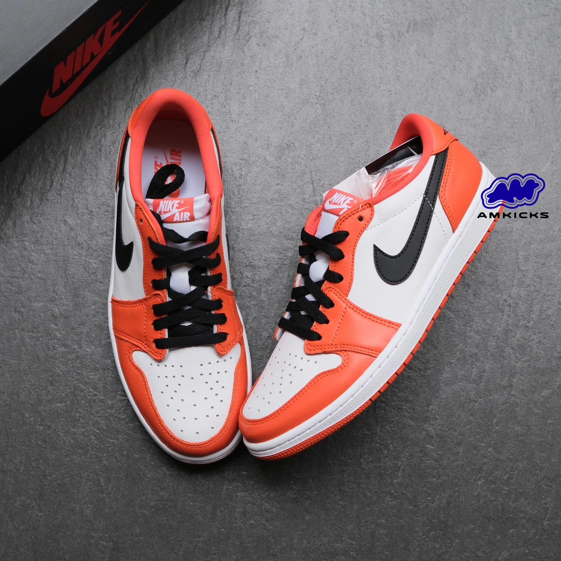 Jordan 1 Low OG "Starfish"