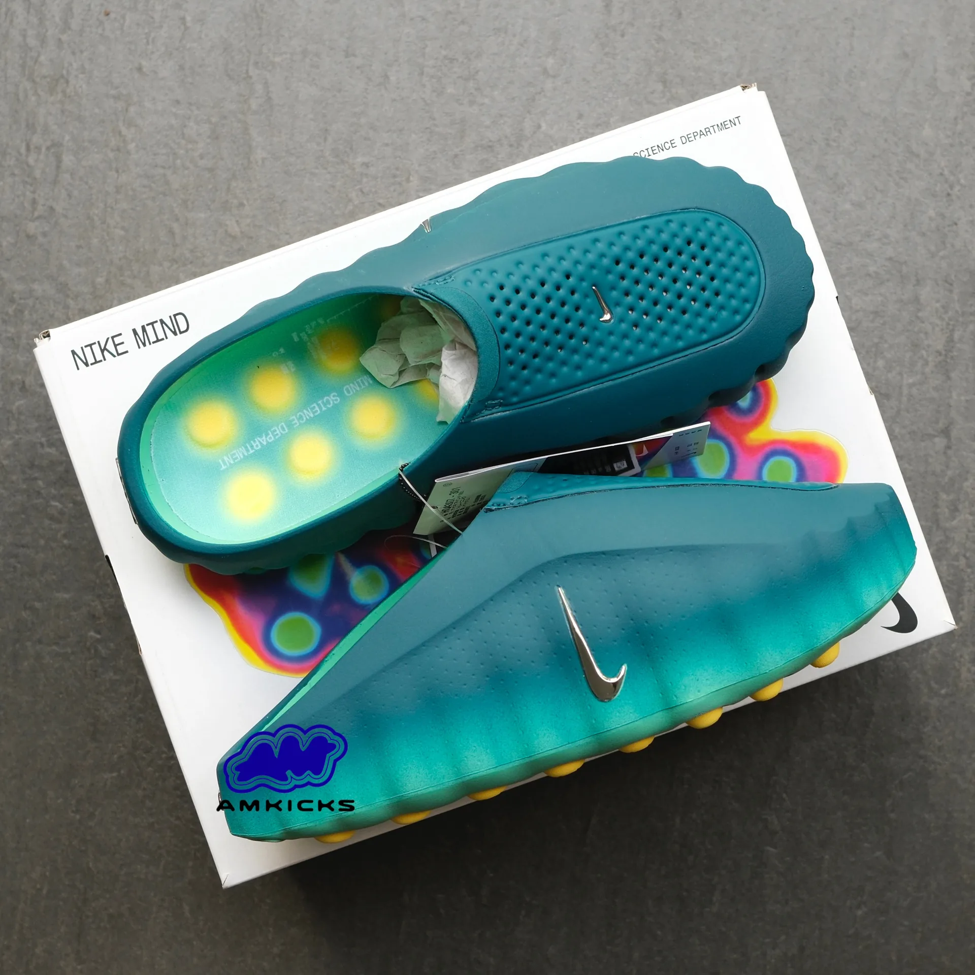 Mind 001 Slide "Geode Teal Light Menta"