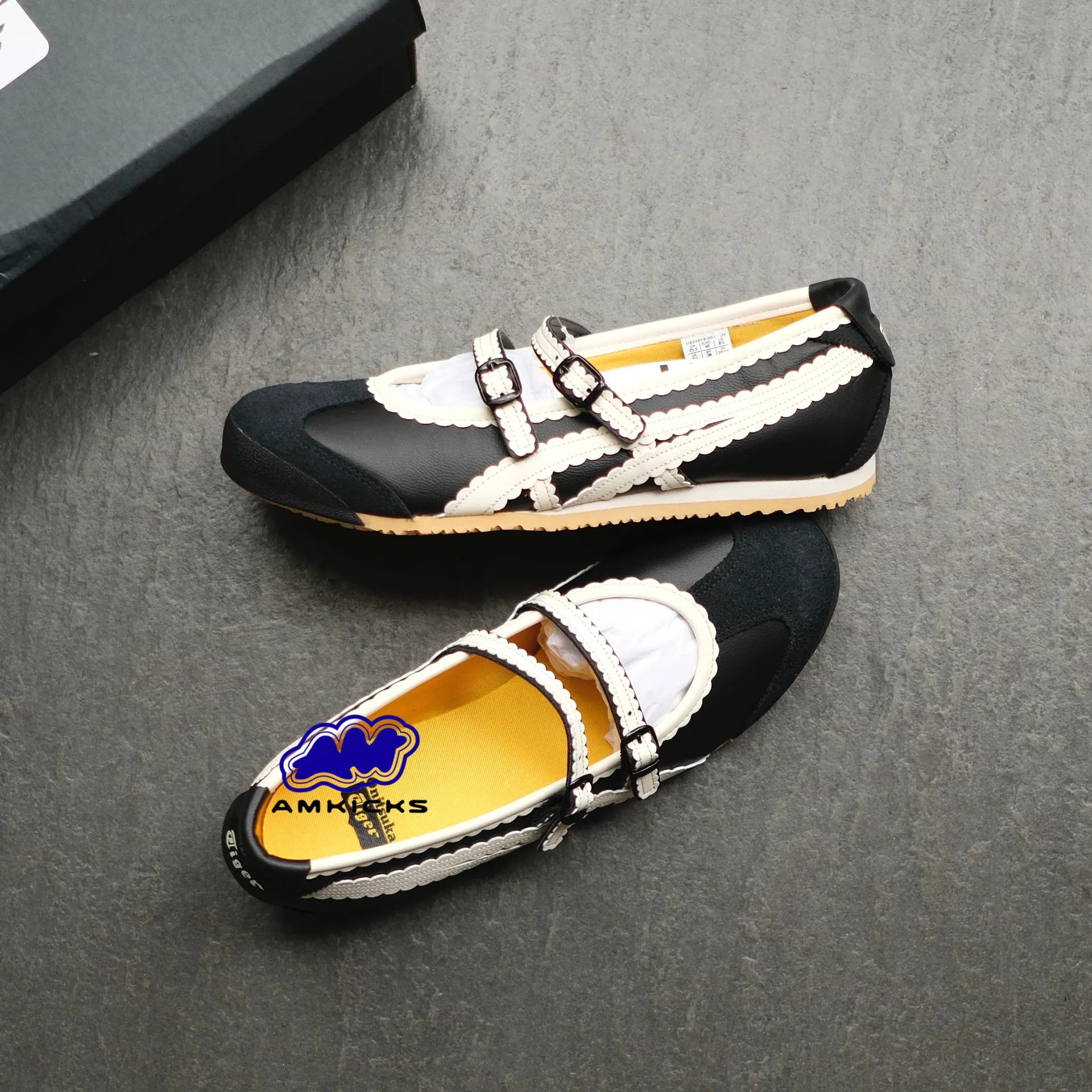 Onitsuka Tiger Mexico 66 TGRS "Black Cream"