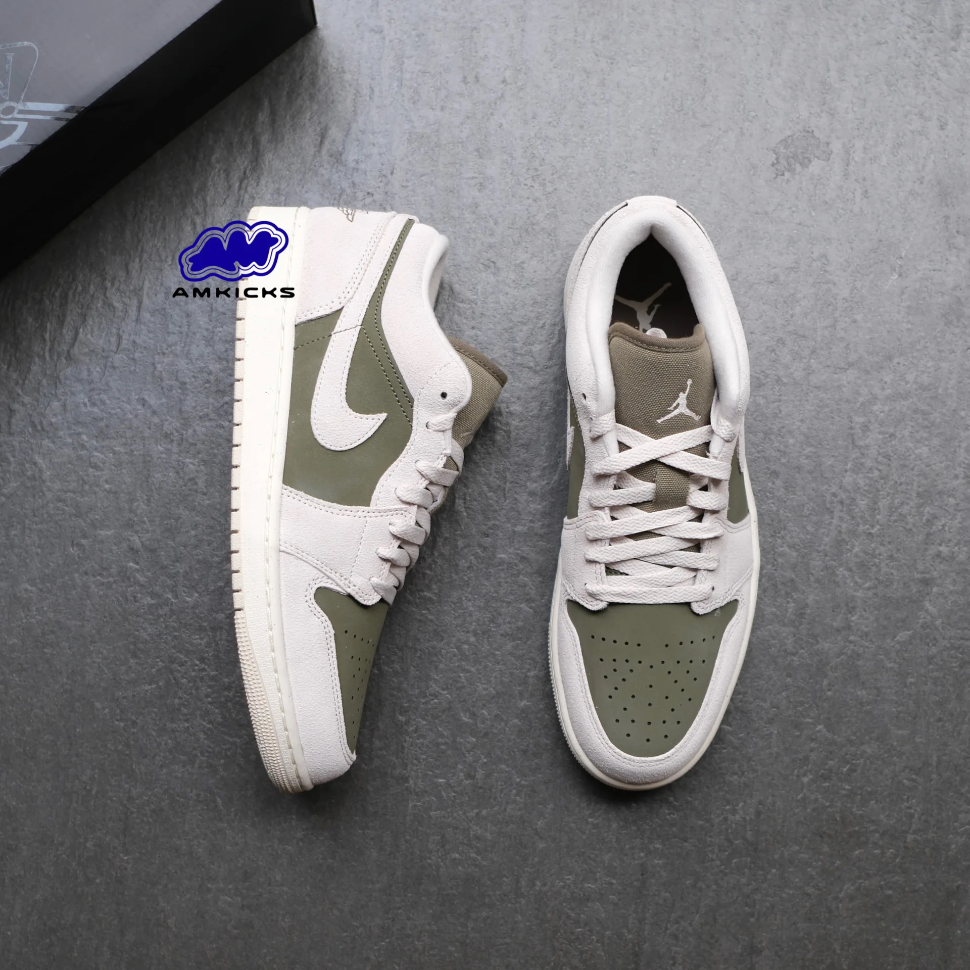 Jordan 1 Low SE "Medium Olive Sail"