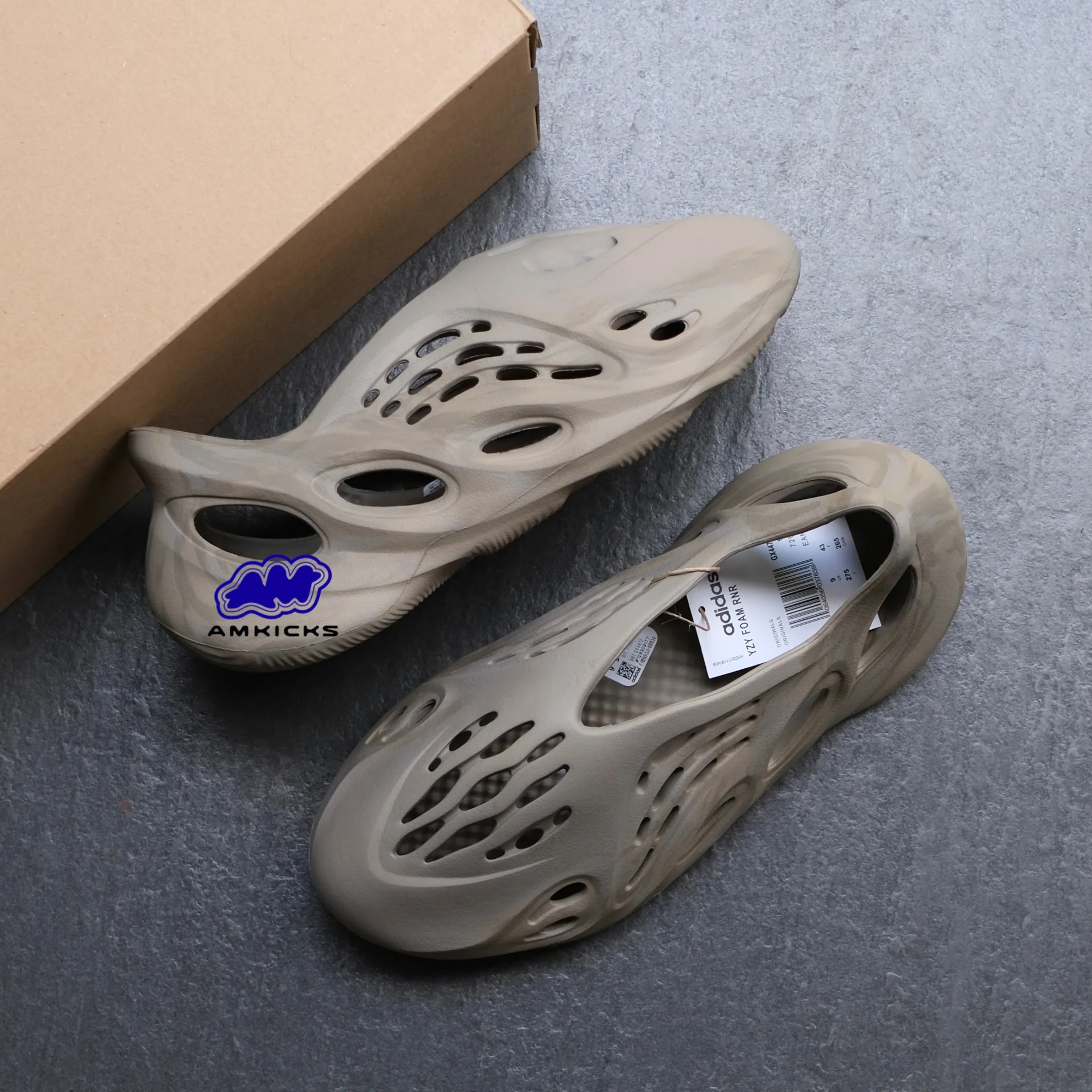 adidas Yeezy Foam RNNR "Stone Sage"