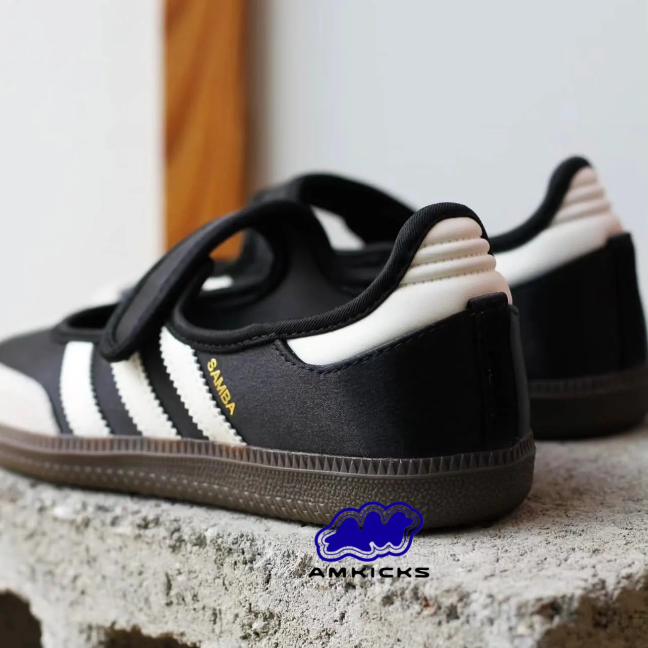 Adidas Samba Jane "Black Off White"