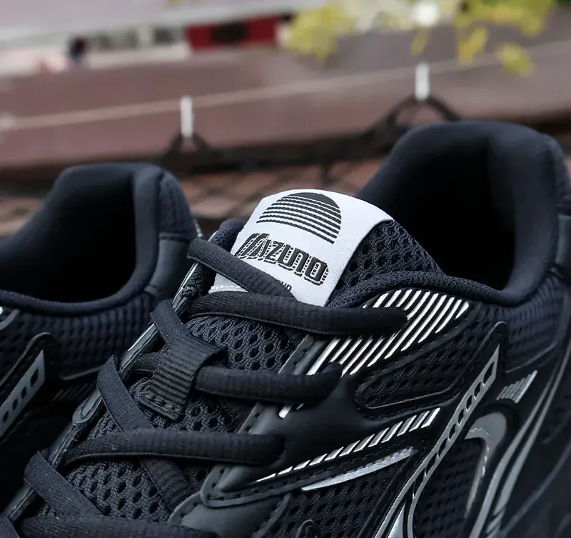 MIZUNO Speed 2K "Black Silver" - D1GH222903