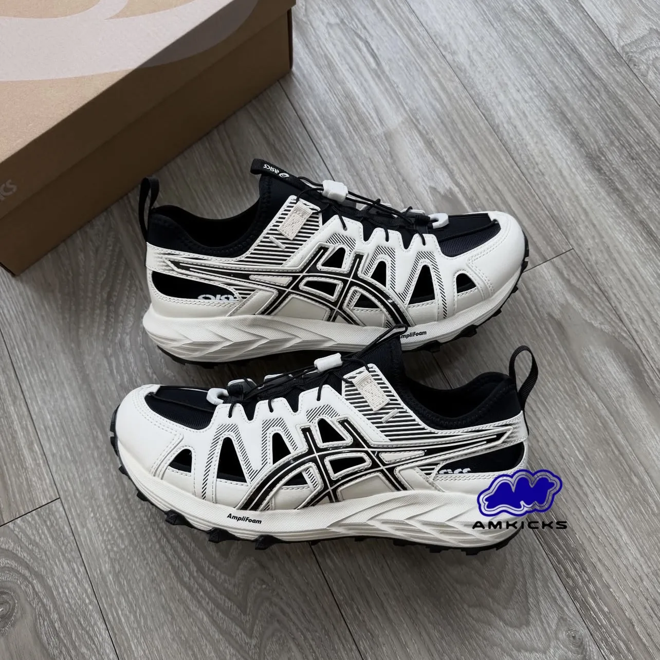 Asics Gel Sonoma SE "White Black"
