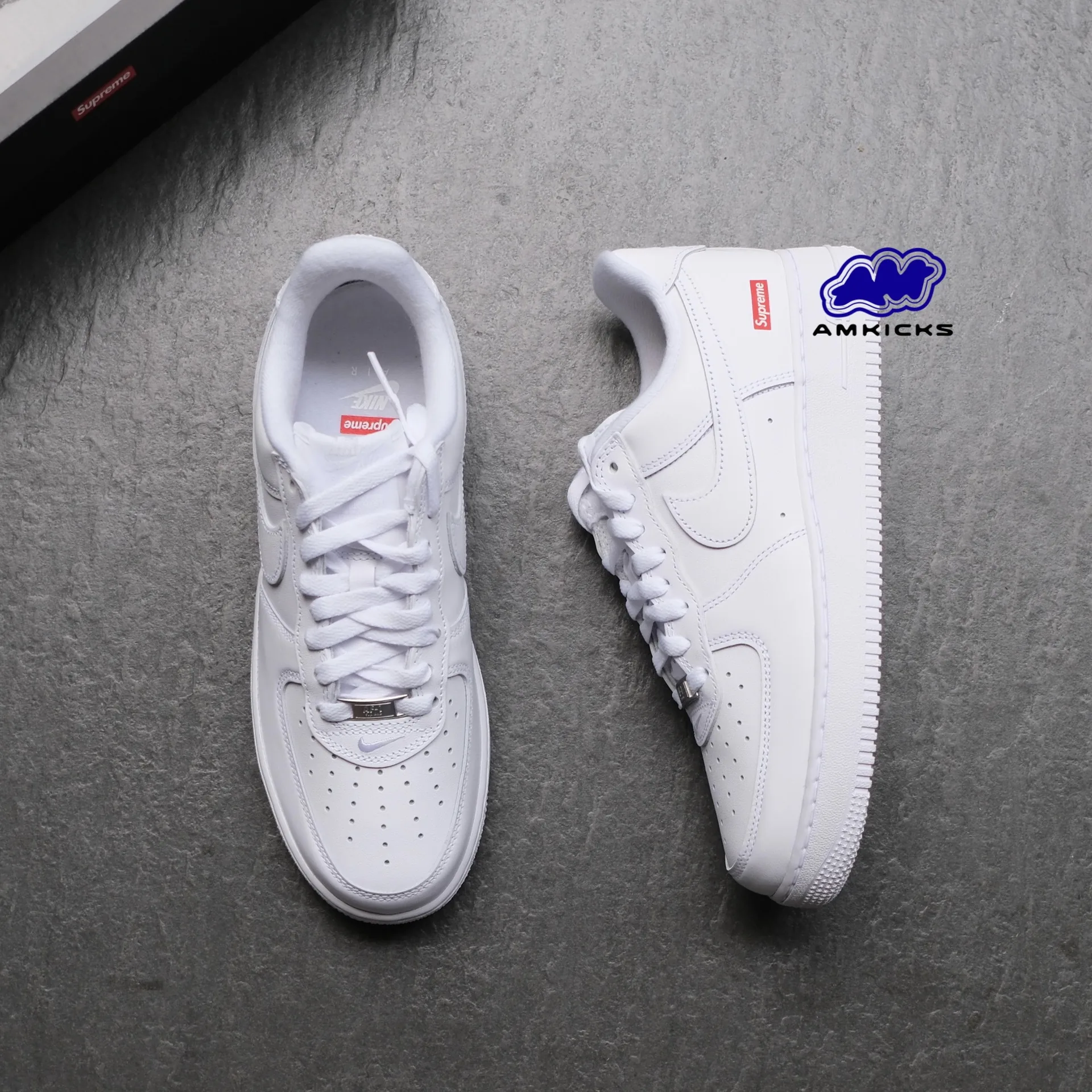 Air Force 1 Low "Supreme White"