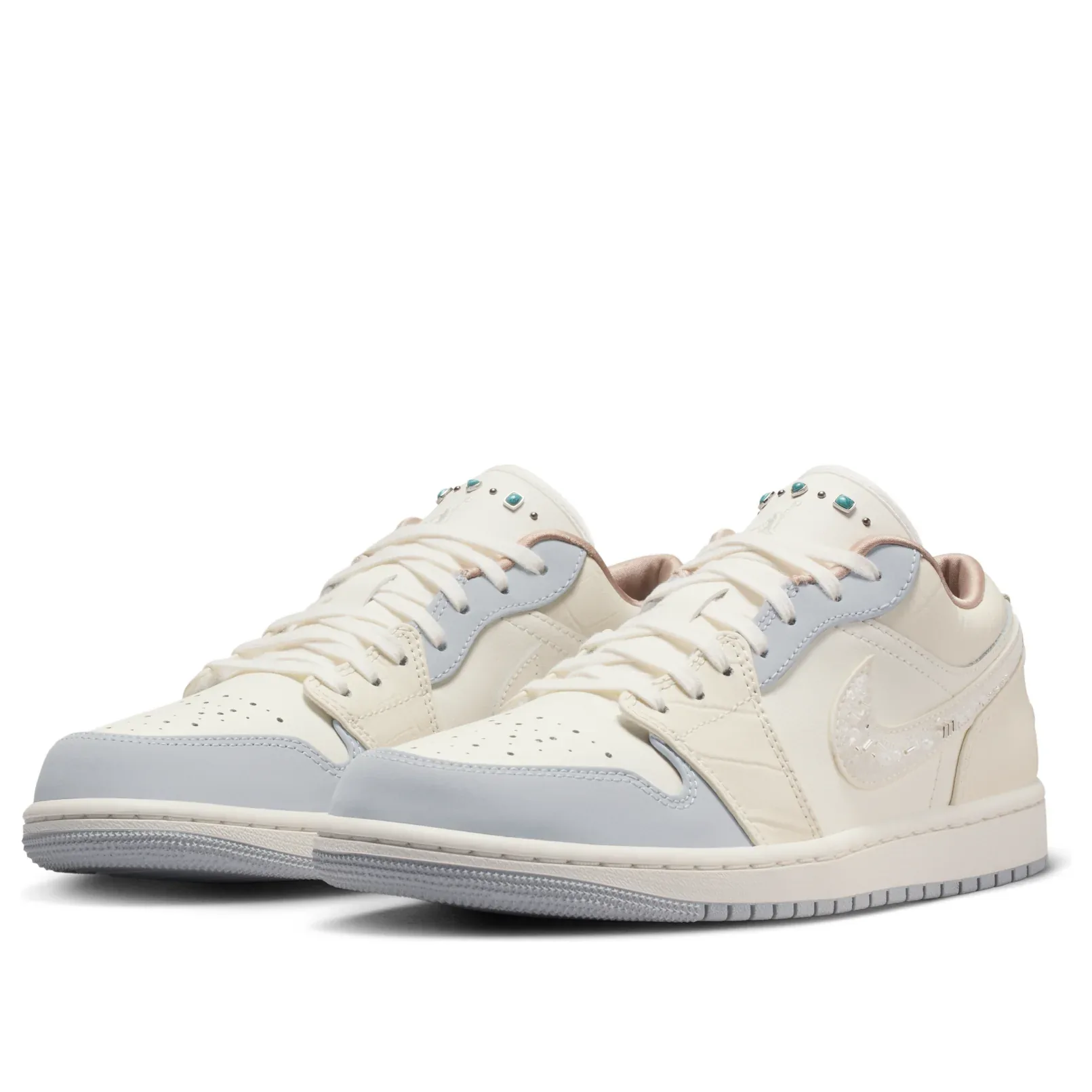 Jordan 1 Low "Sail Soft Pearl"