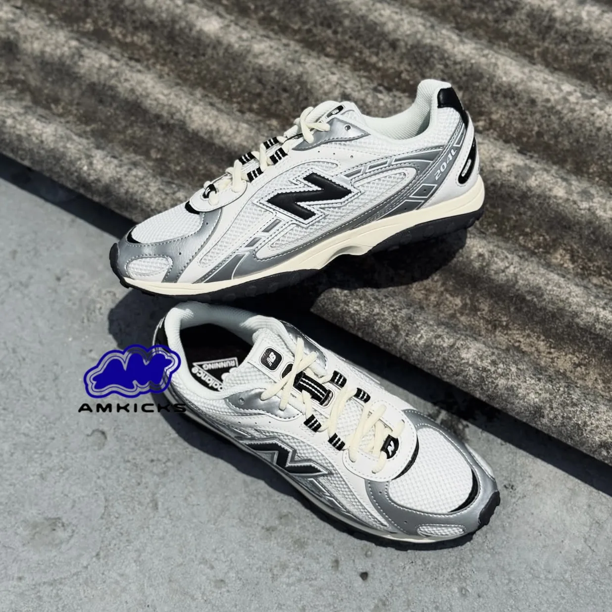 New Balance 204L "Silver Metallic Black"