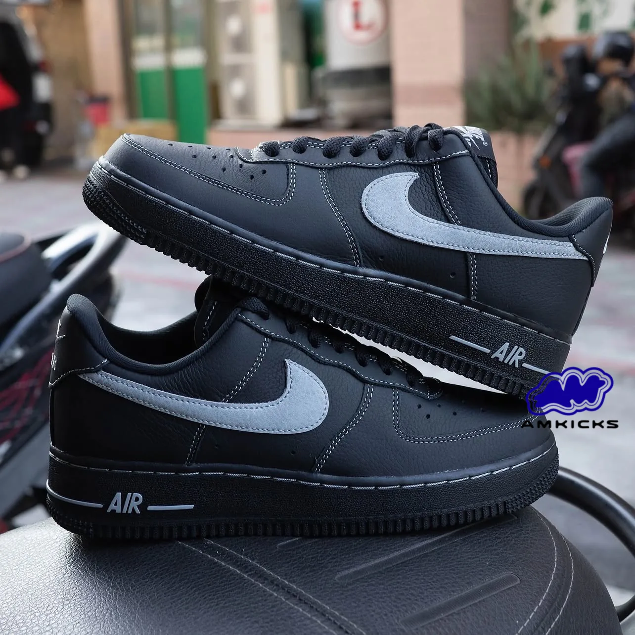 Nike Air Force 1 Low '07 LV8 "Black Grey"
