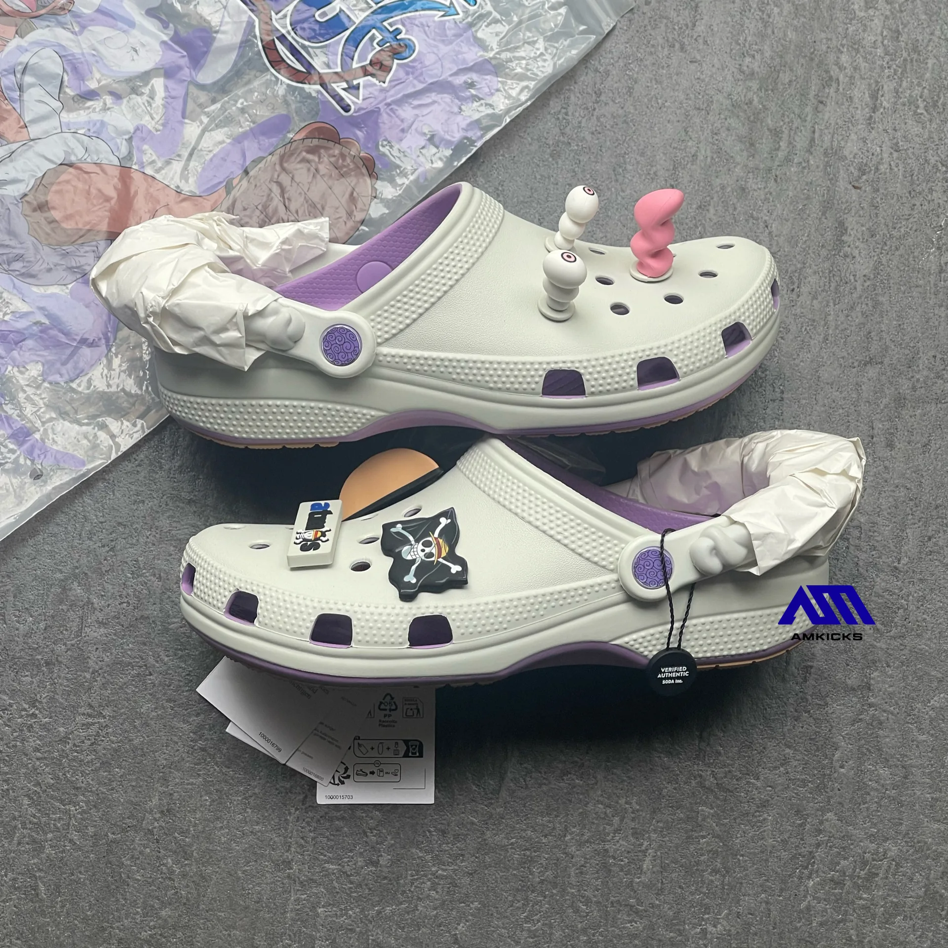 Crocs Classic Clog ONE PIECE x atmos Luffy Gear 5