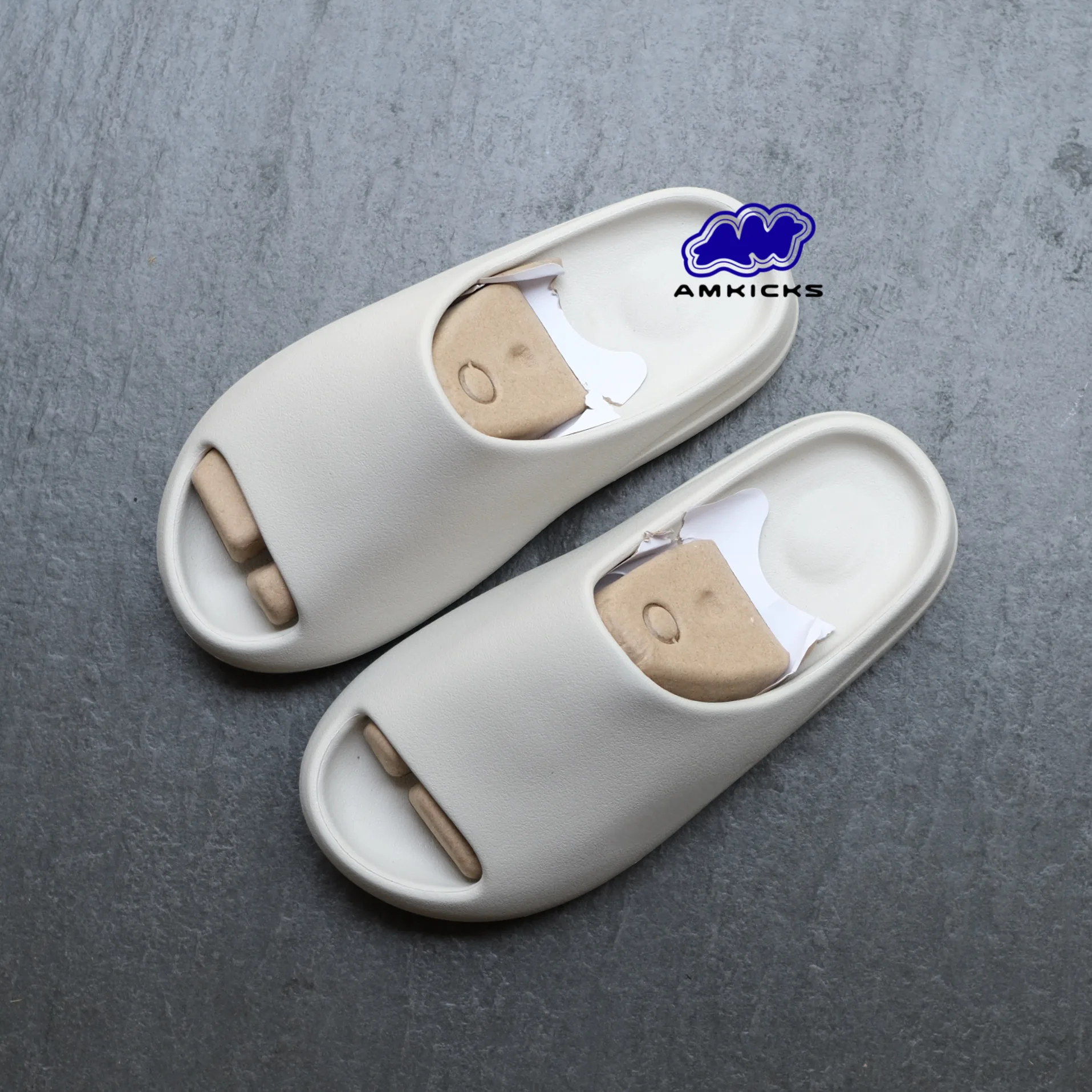 Yeezy Slide YZY YS-01 Cream