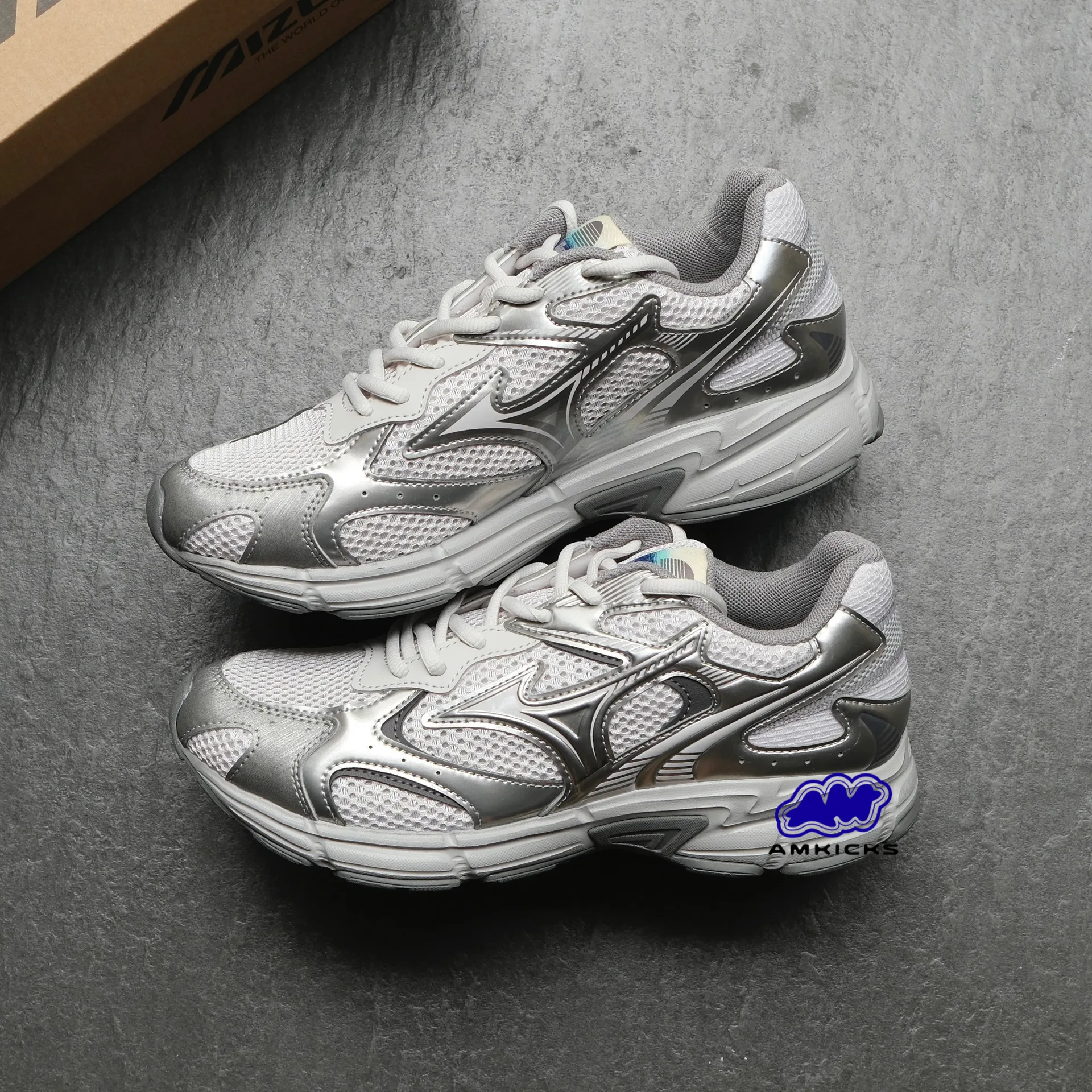 MIZUNO Speed 2K "White Silver"