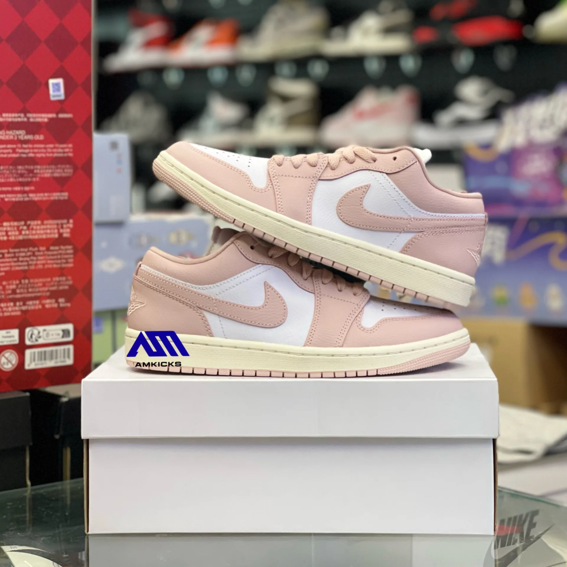 Jordan 1 Low "Pink Oxford"