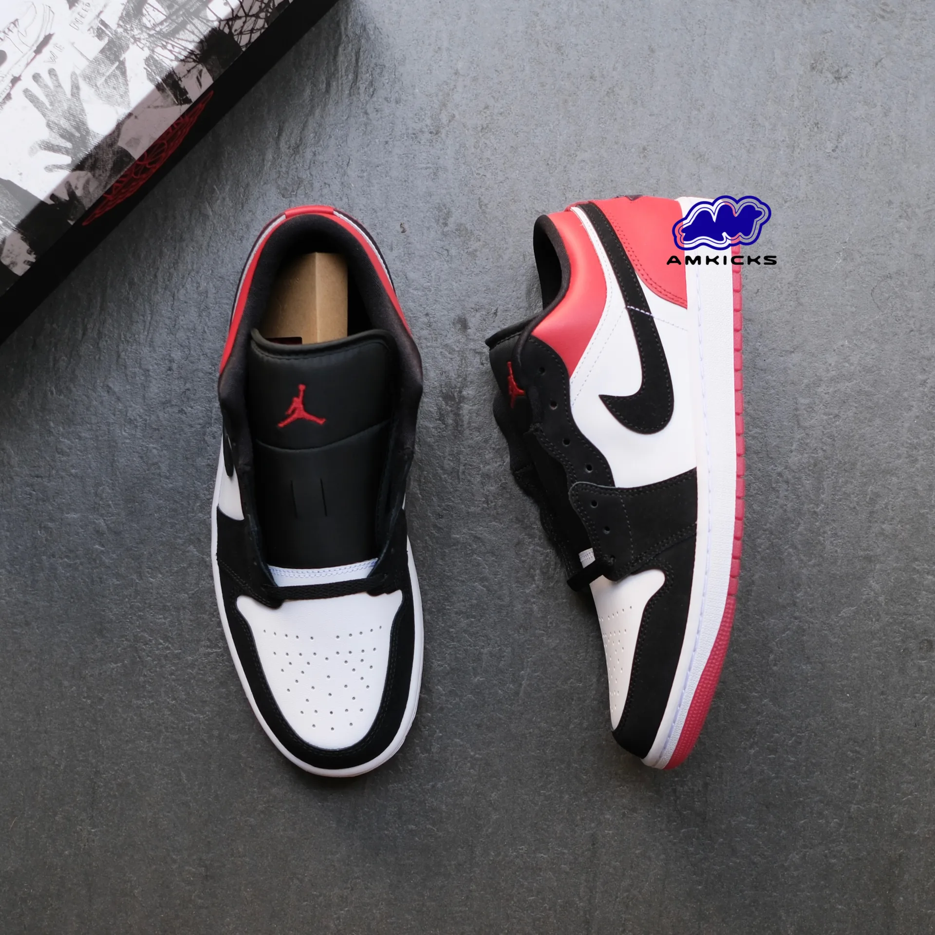 Jordan 1 Low SE Black Toe (2025)