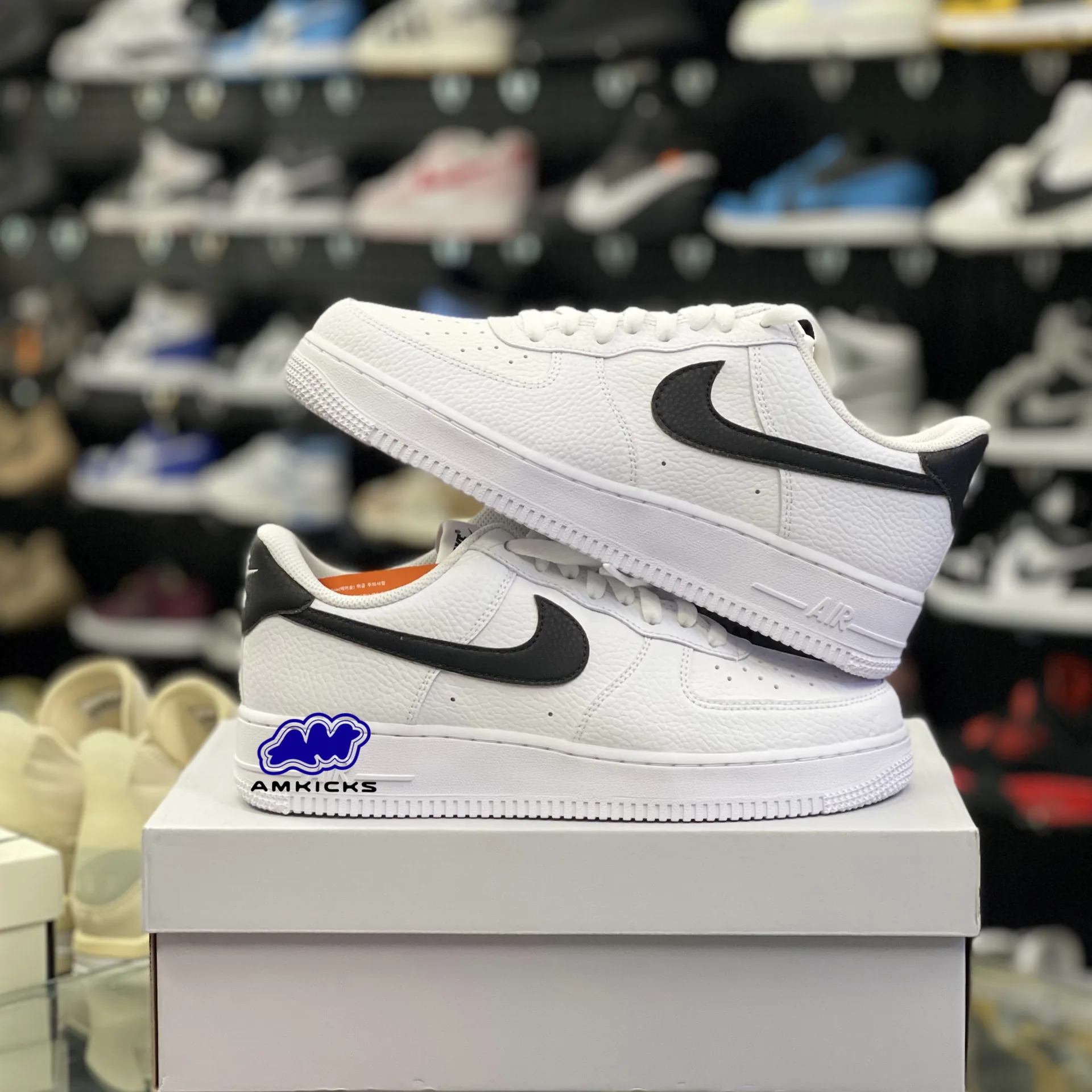 Nike Air Force 1 Low '07 "White Black Pebbled Leather"