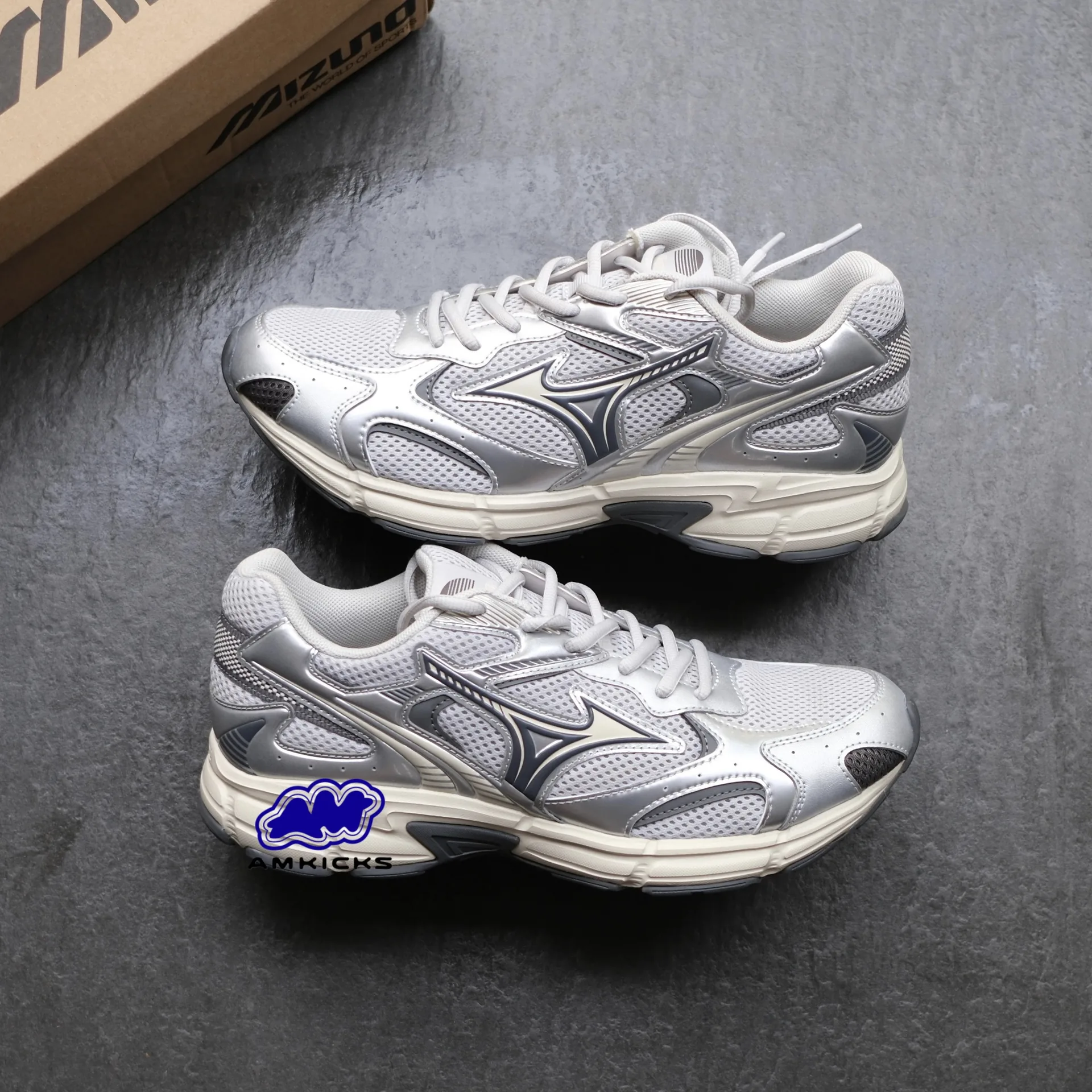 MIZUNO Speed 2K "Silver Cream" - D1GH222917
