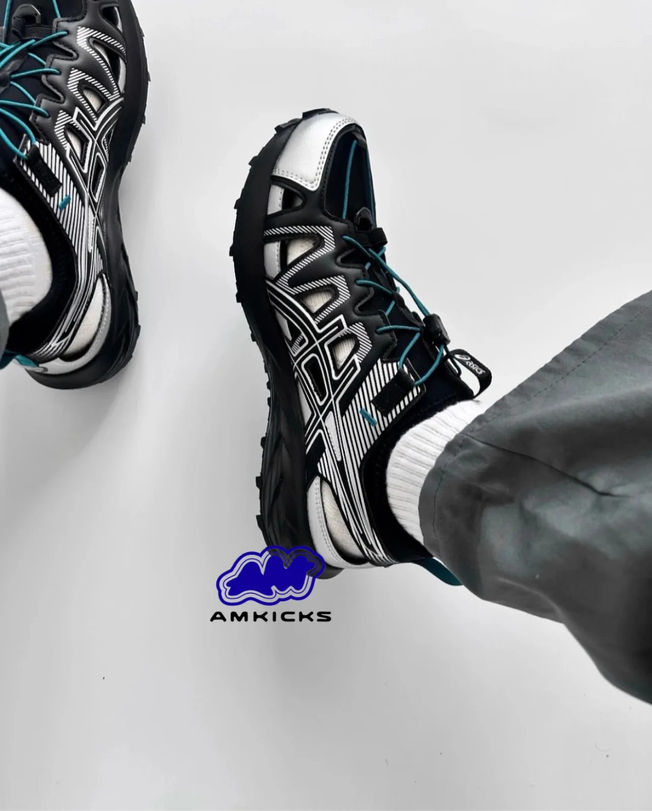 Asics Gel Sonoma SE "Black Silver"