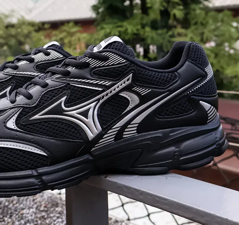 MIZUNO Speed 2K "Black Silver" - D1GH222903