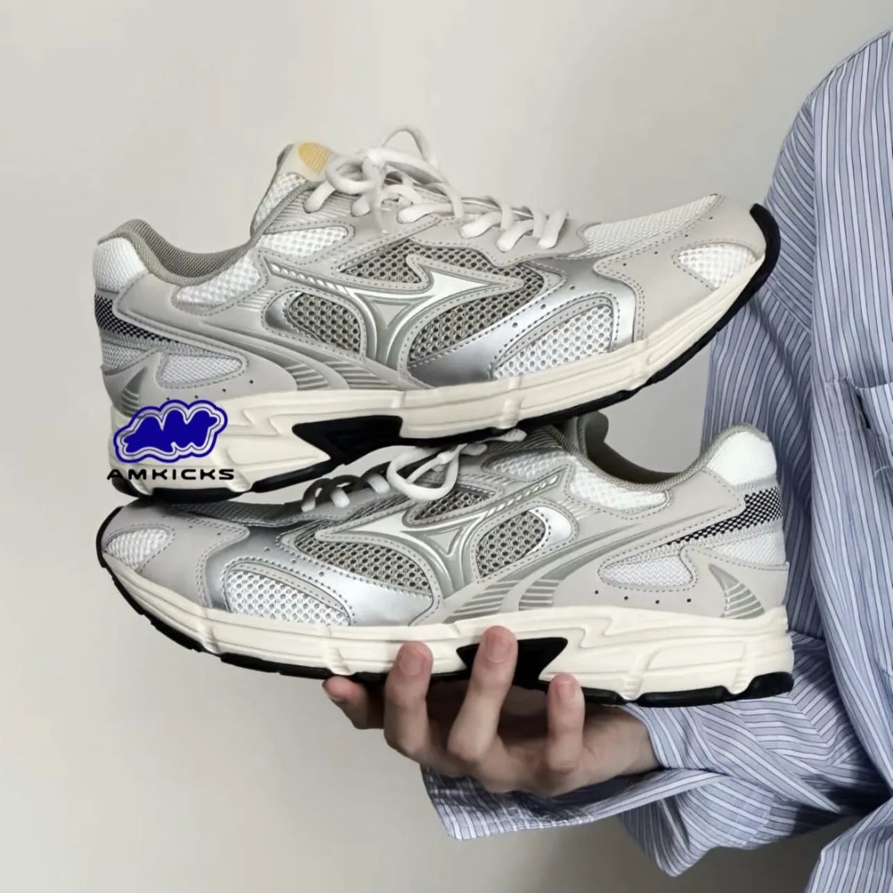 MIZUNO Speed 2K "Grey Silver Taupe"