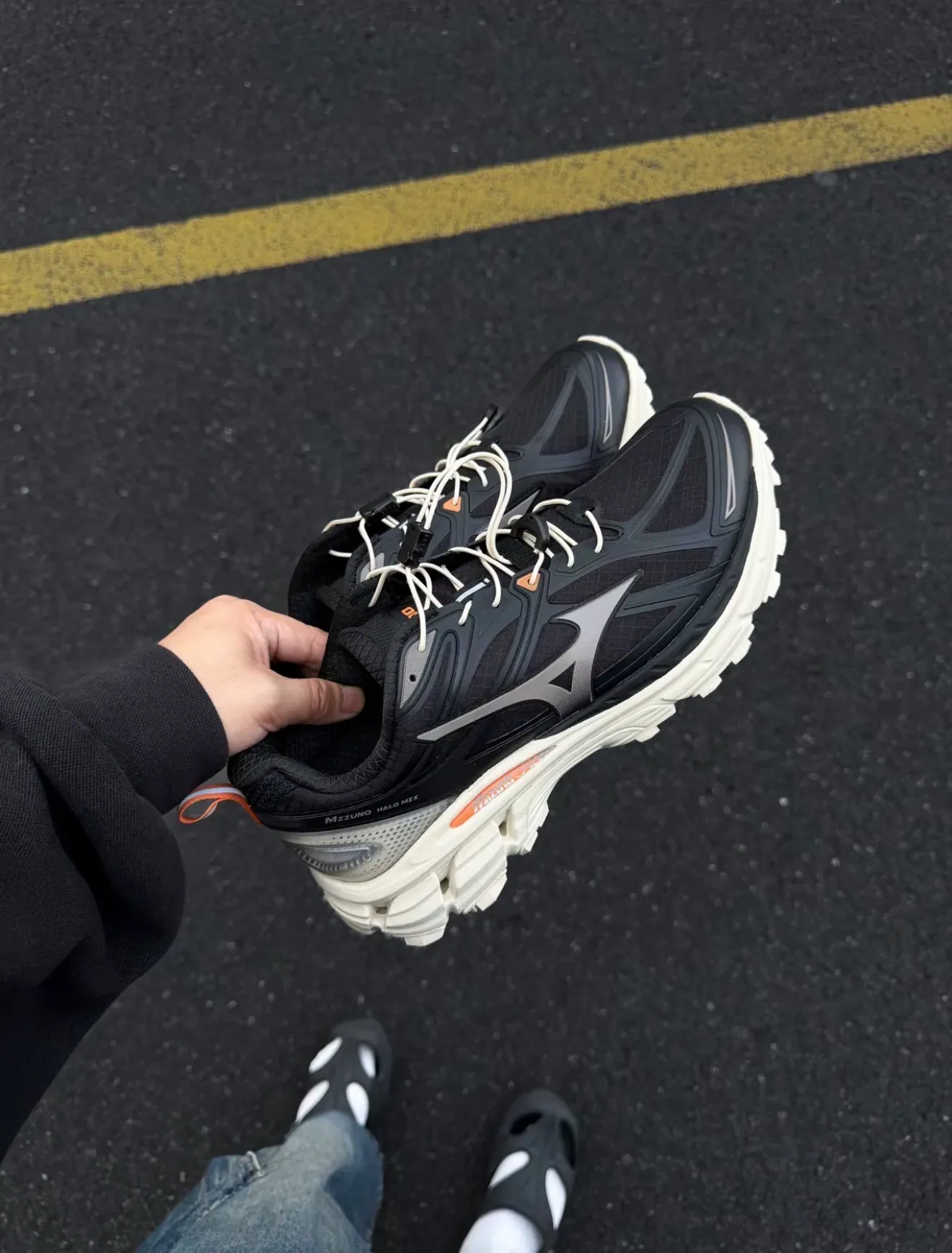 Mizuno Halo Mix TL "Black Cream"