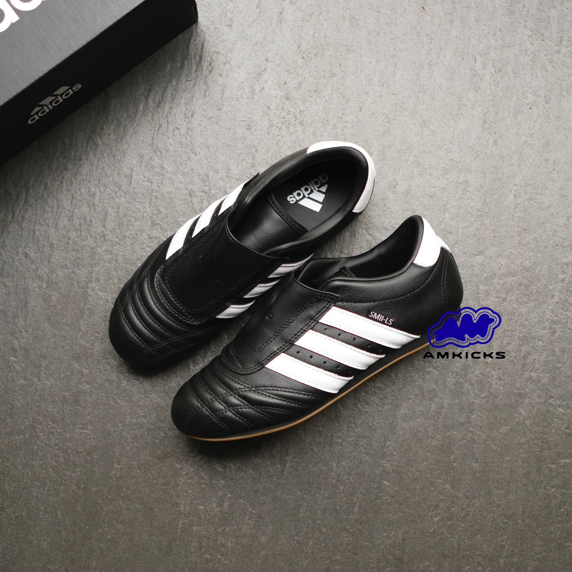 adidas Taekwondo "Core Black Cloud White Gum"