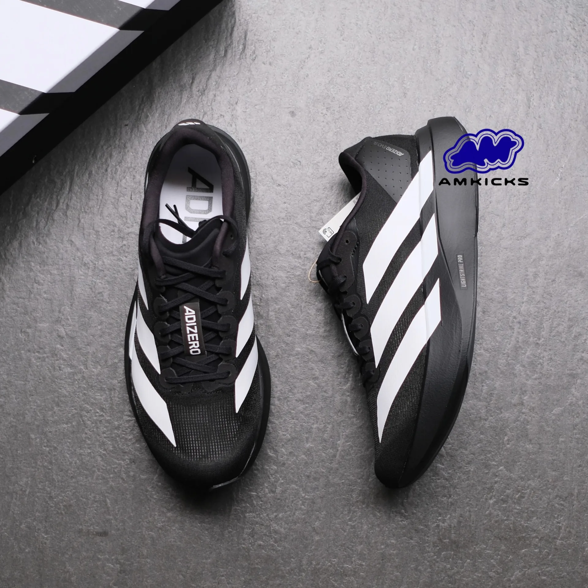 Adizero Evo SL "Black White"