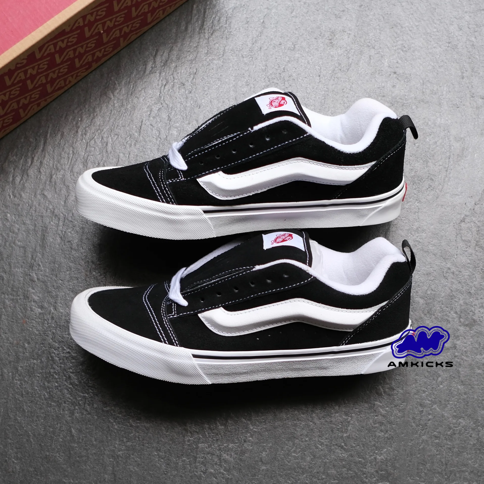 Vans Knu Skool "Black White"