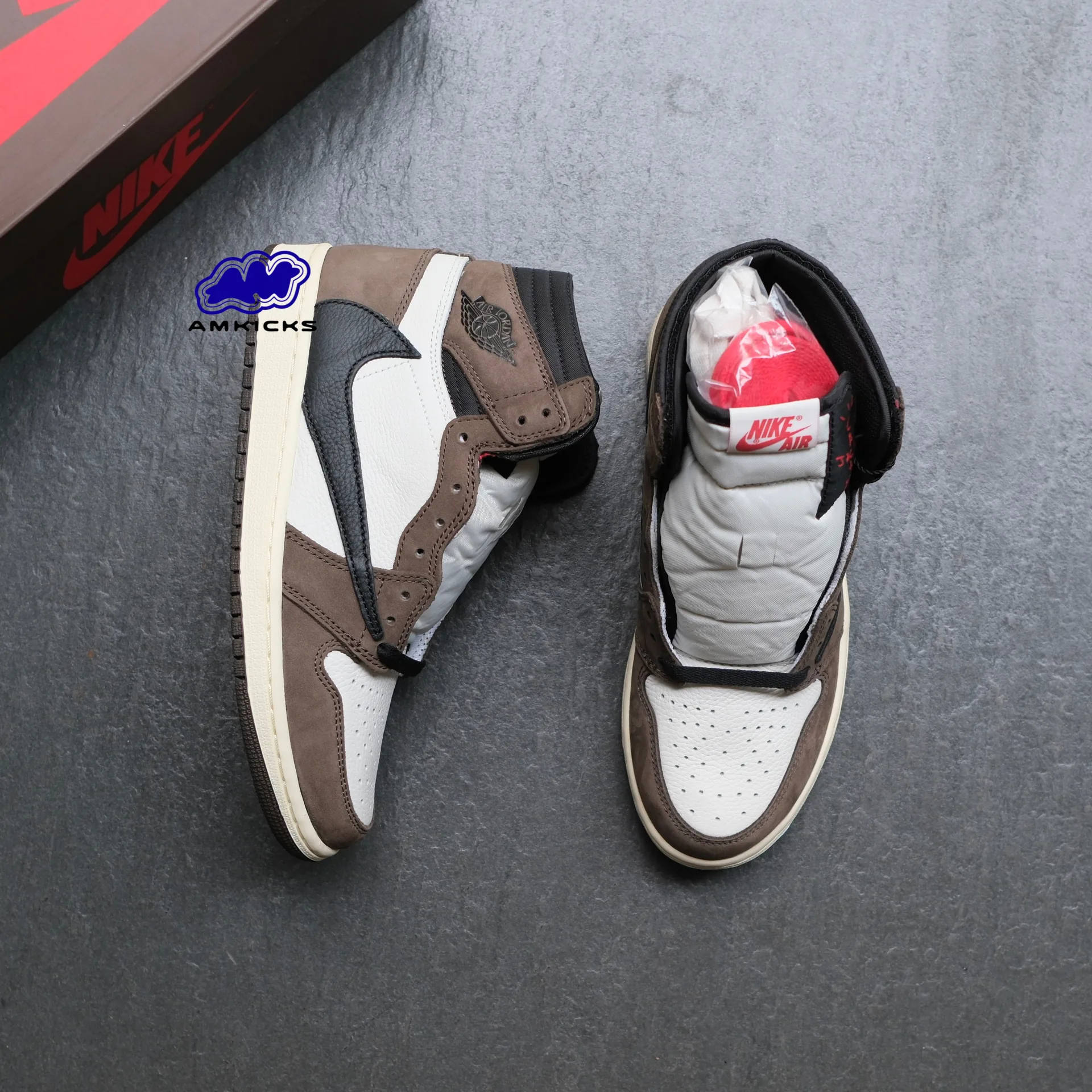 Jordan 1 Retro High OG SP "Travis Scott Mocha"