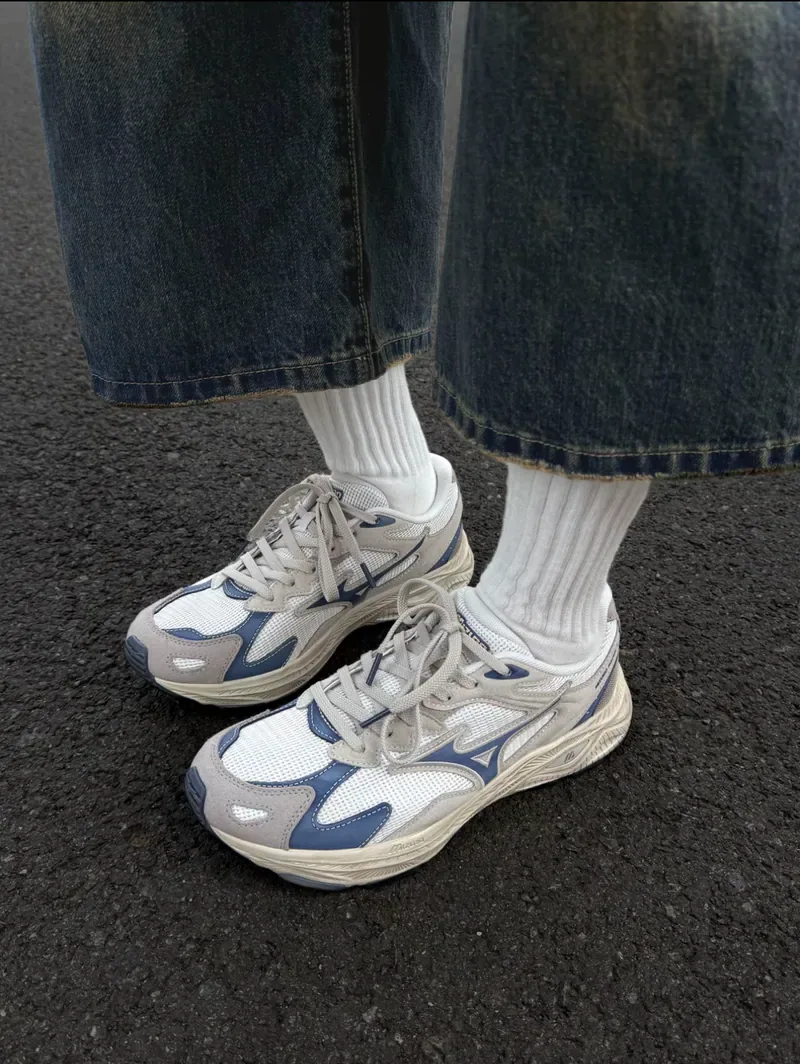 Mizuno Racer S "Denim Blue"