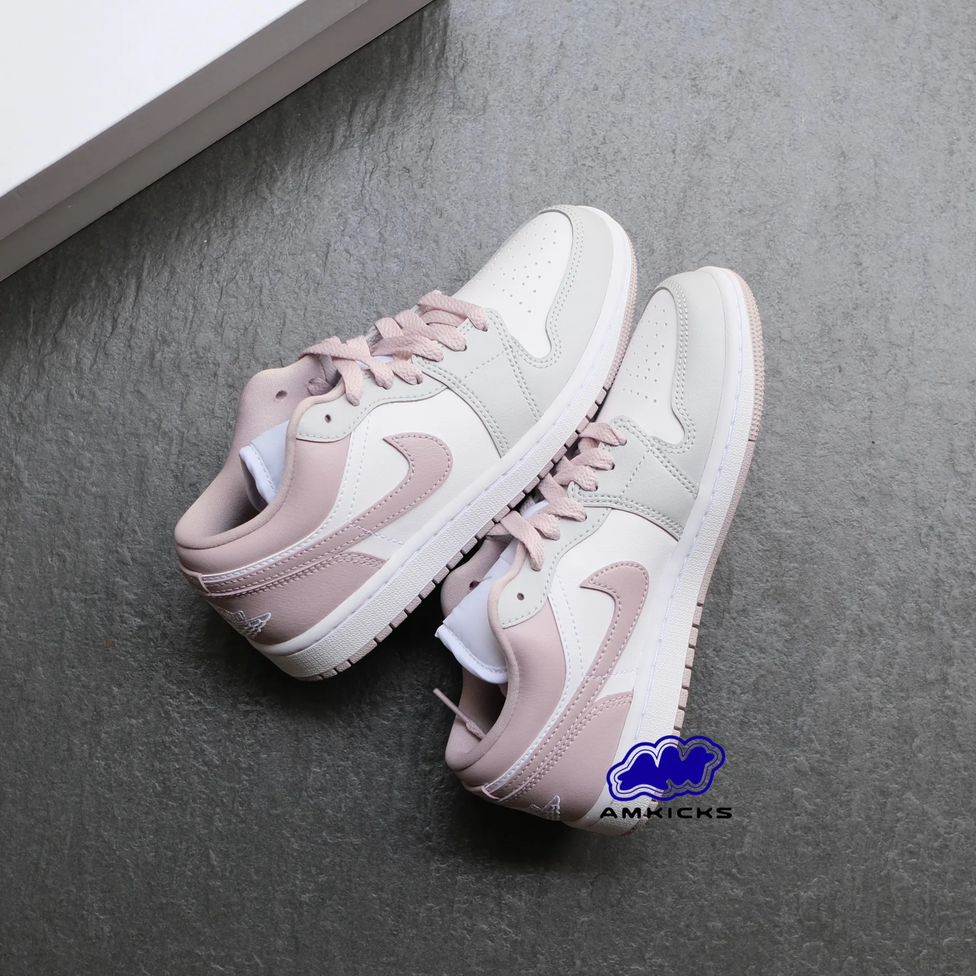 Jordan 1 Low "Particle Rose”