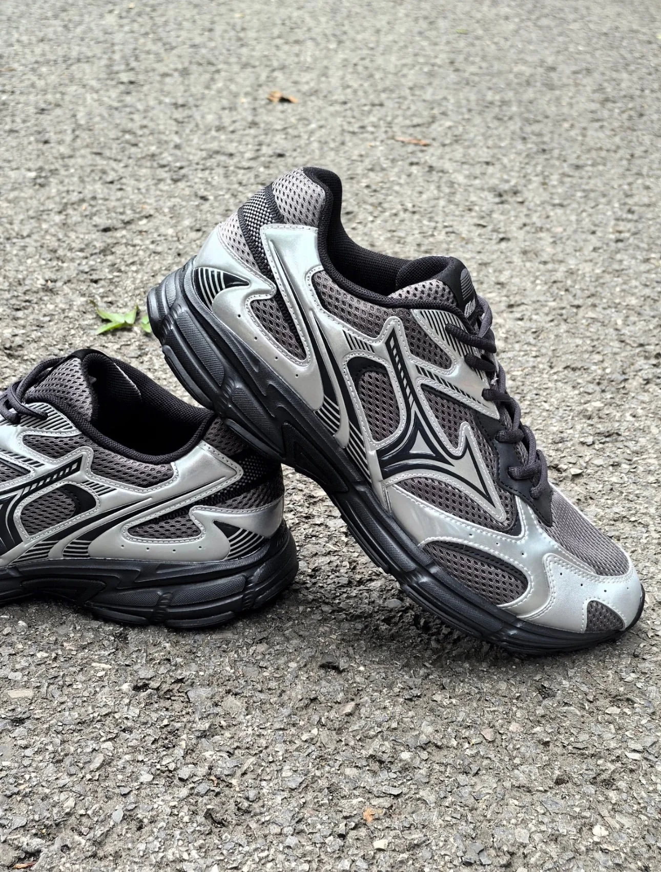 MIZUNO Speed 2K "Black Silver" - D1GH222919
